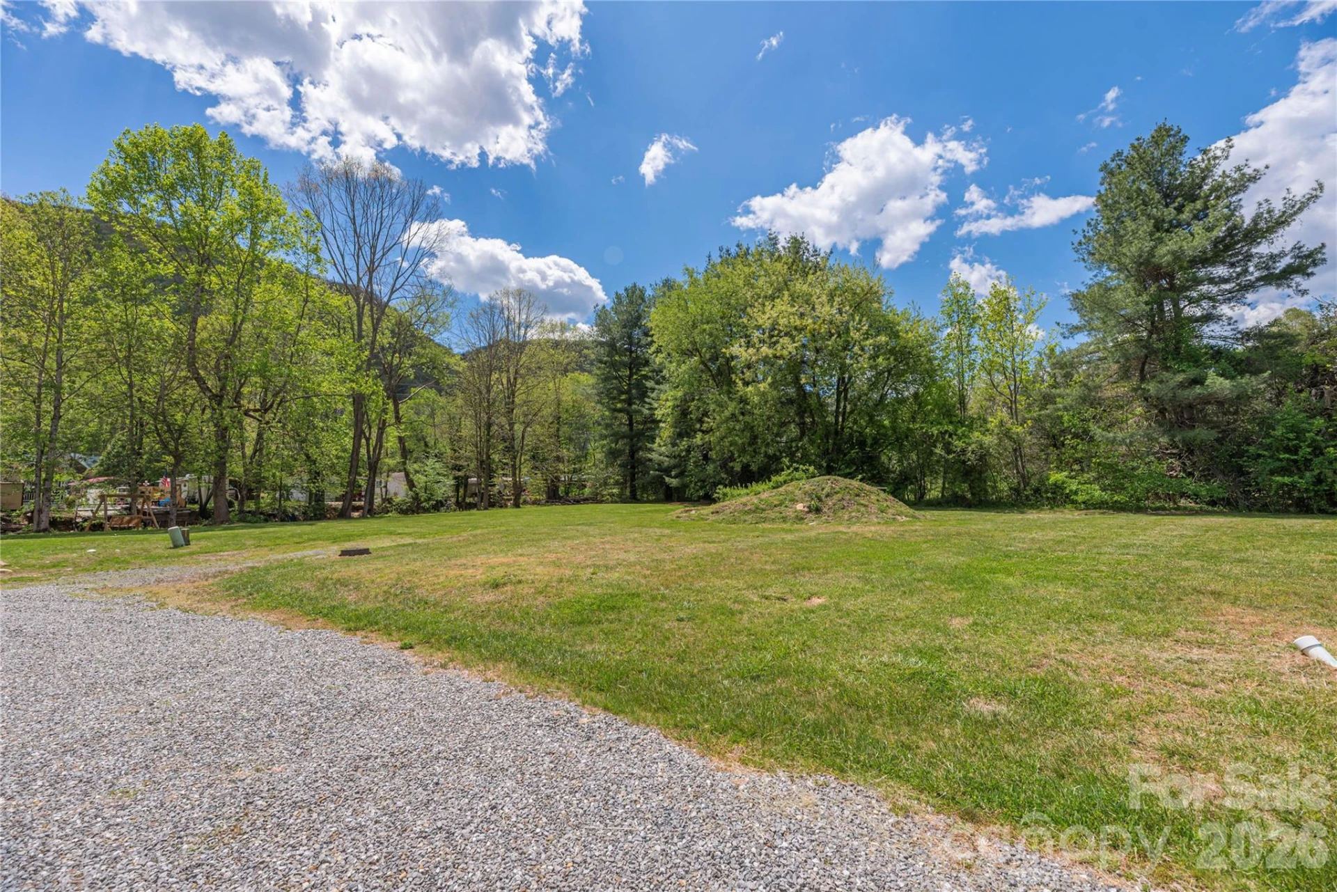 600 Sophie Road - Photo 2