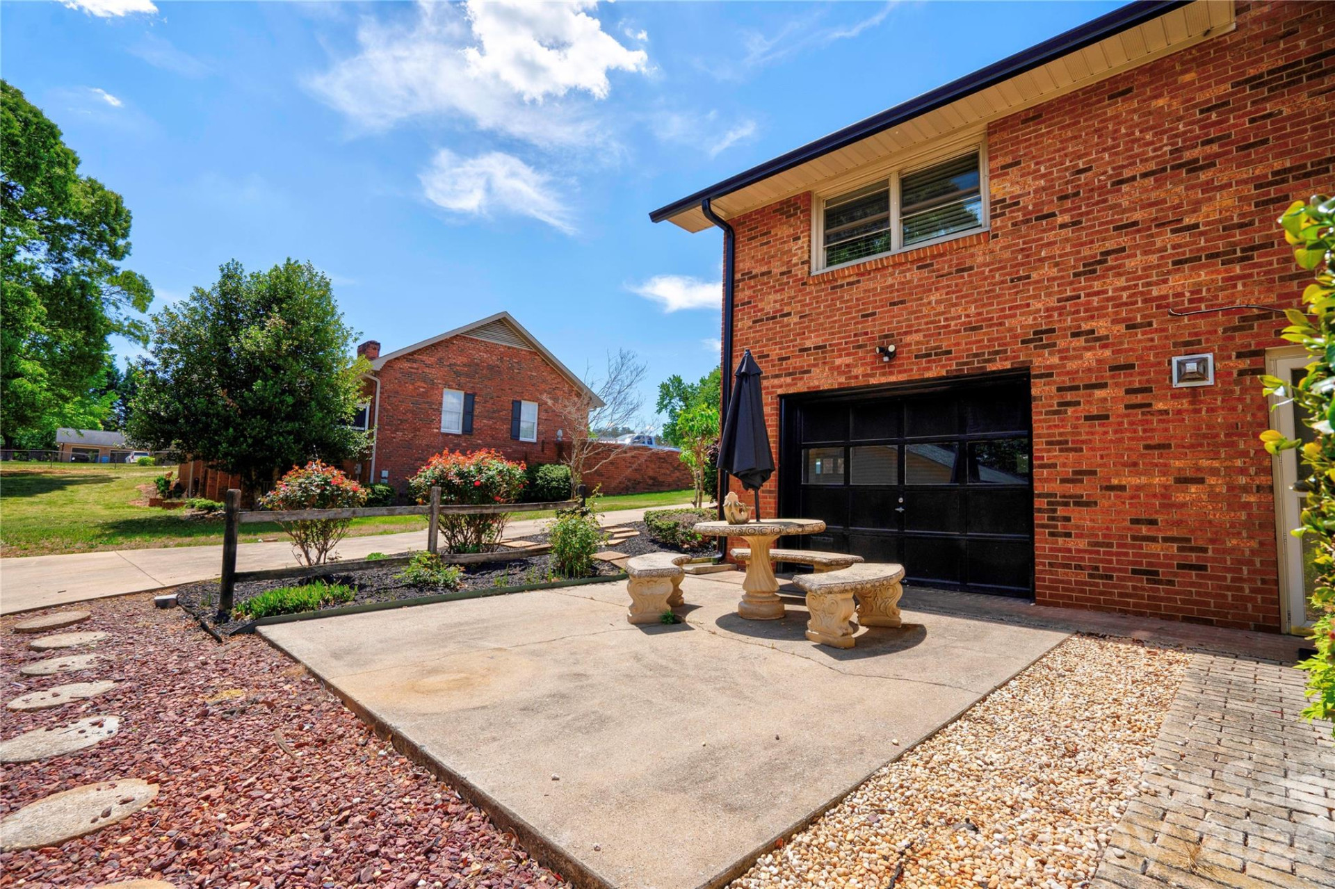 176 Knollwood Drive - Photo 6