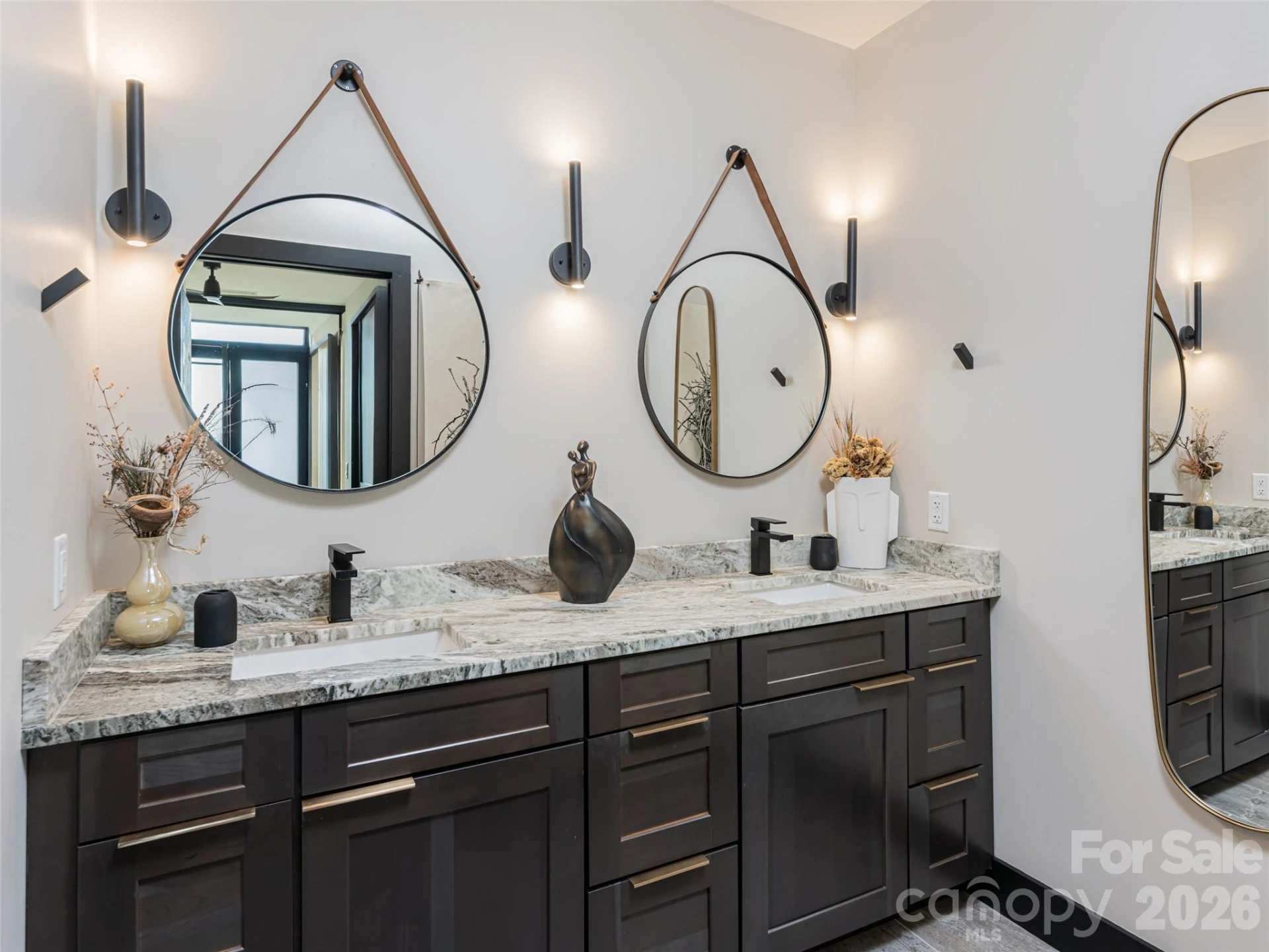 145 Biltmore Avenue #700 - Photo 23