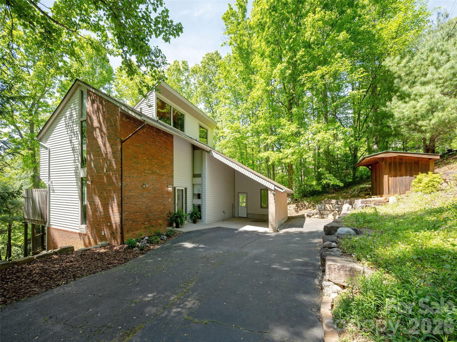 142 Sequoyah Hills Drive #9 - Photo 2