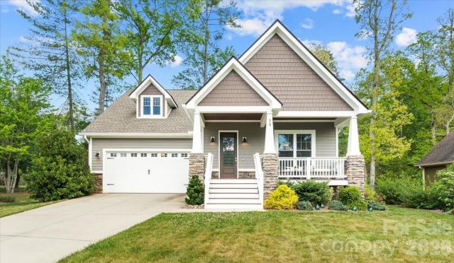 15 Quail Hollow Drive, Arden, NC, 28704