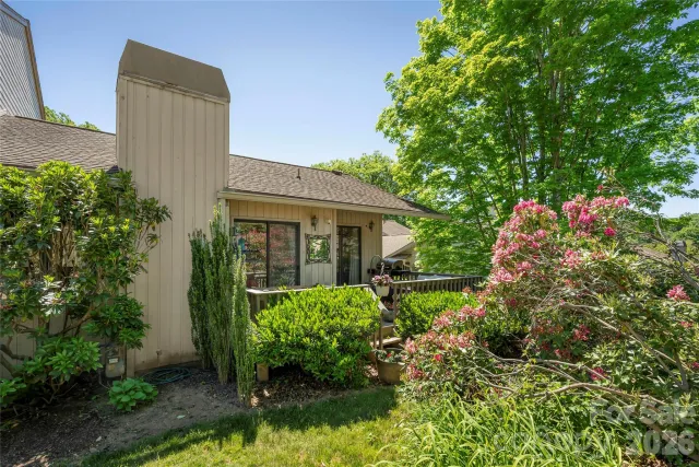 109 Clubwood Court