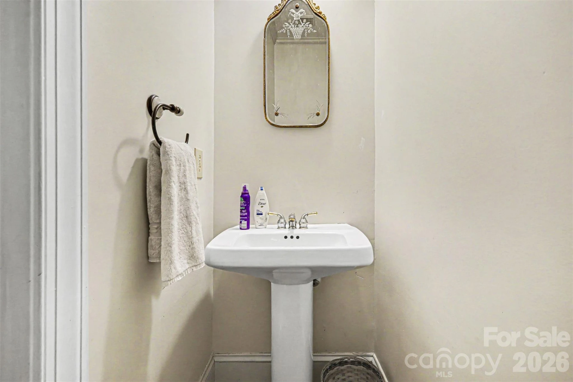 648 Landsdown Court - Photo 20