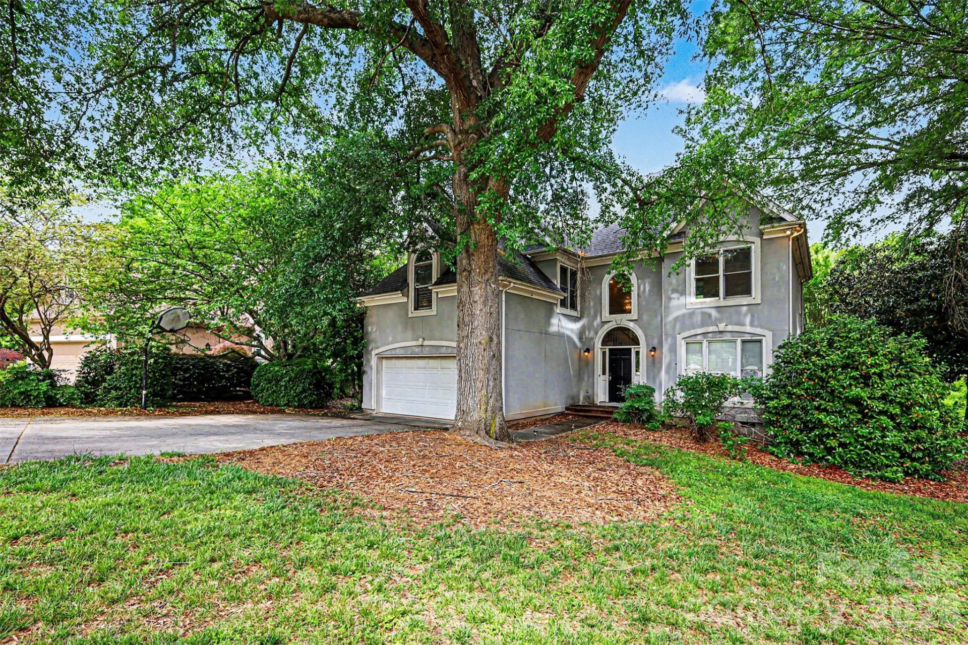 648 Landsdown Court - Photo 4