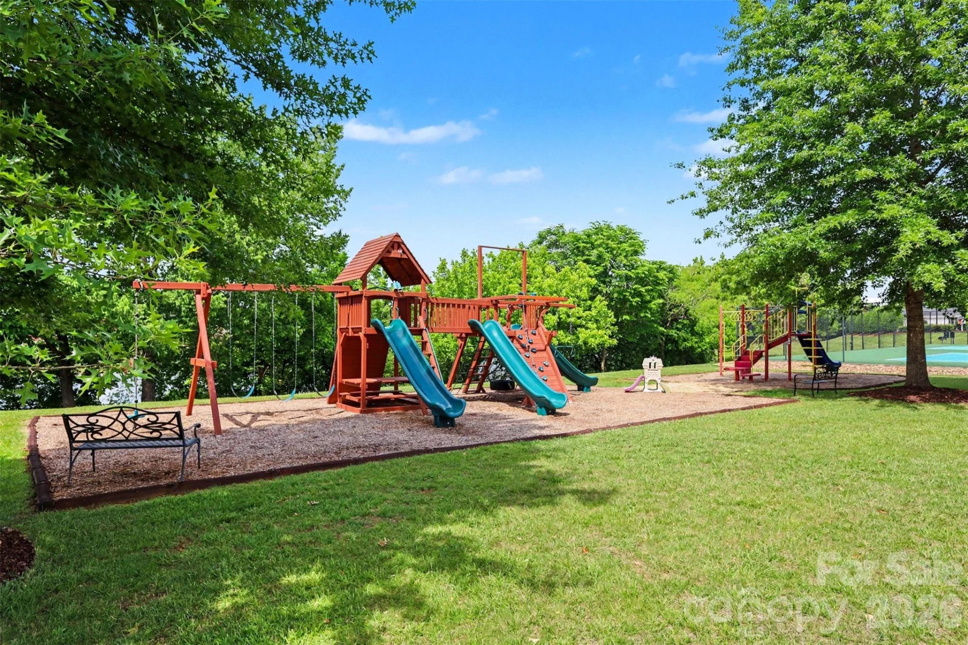 648 Landsdown Court - Photo 41