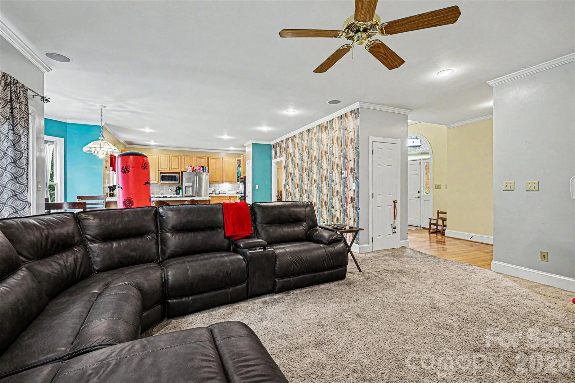 648 Landsdown Court - Photo 7