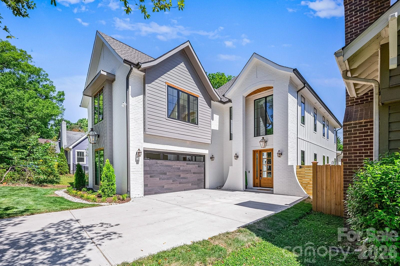 2541 Shenandoah Avenue - Photo 2