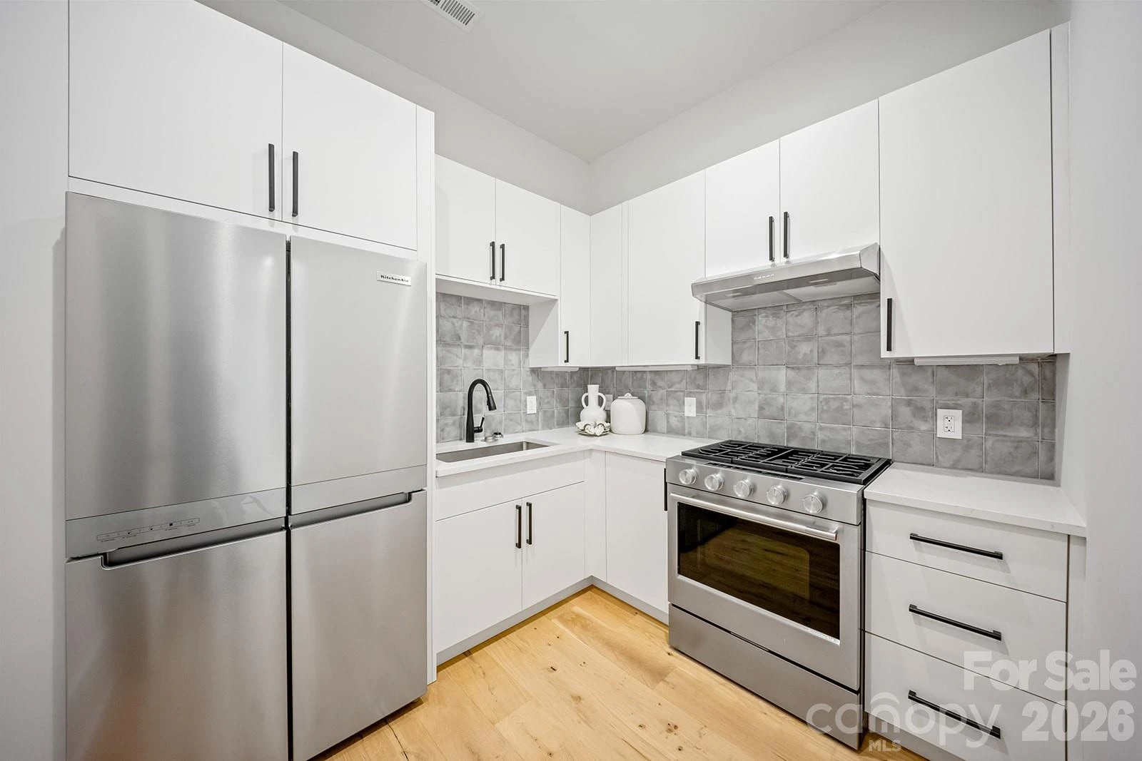 2541 Shenandoah Avenue - Photo 12