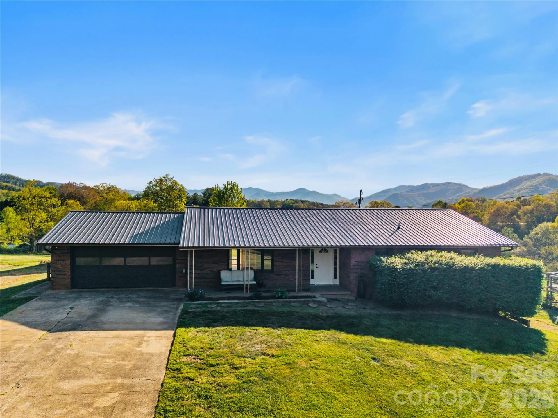 882 Queentown Road
