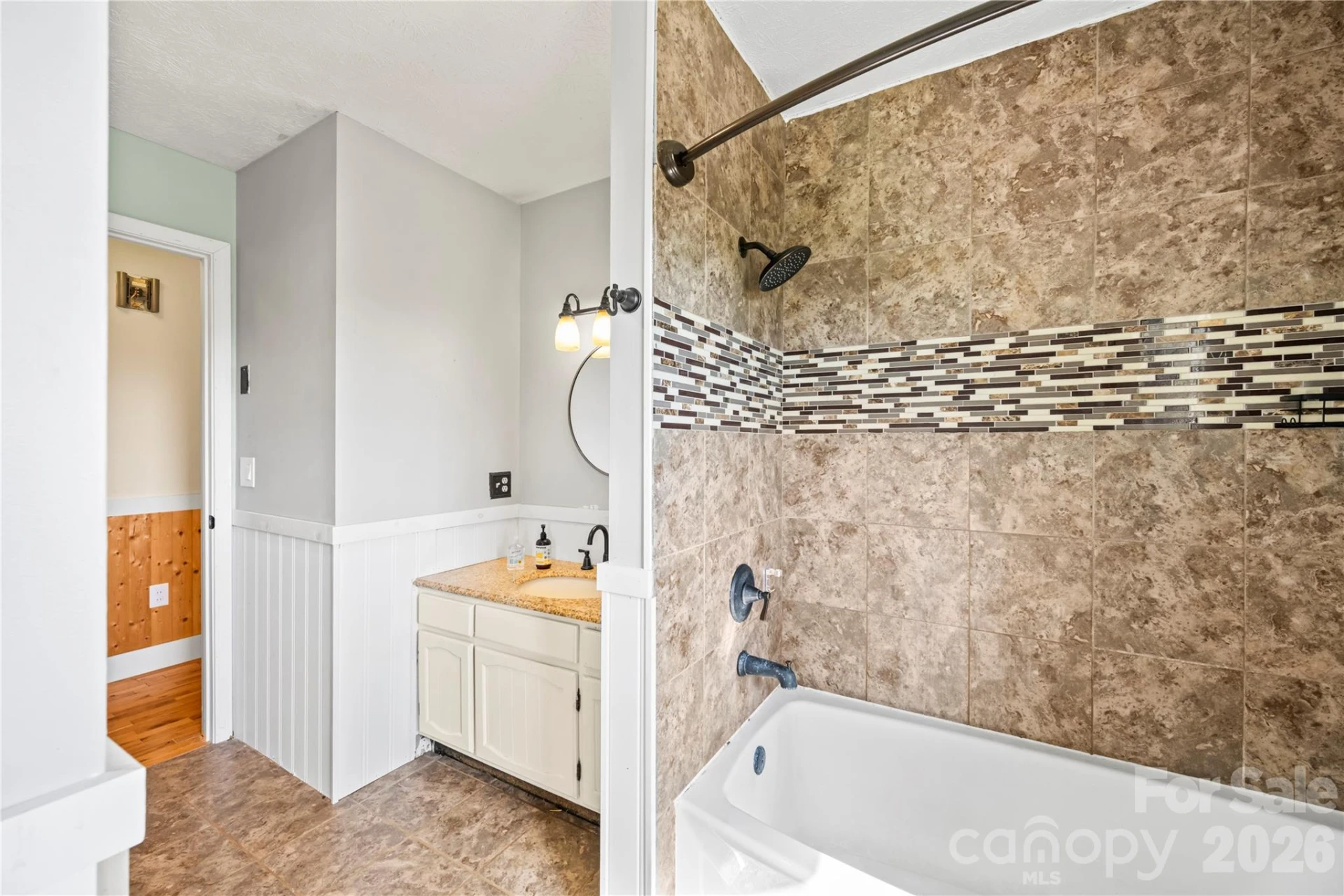 882 Queentown Road - Photo 17