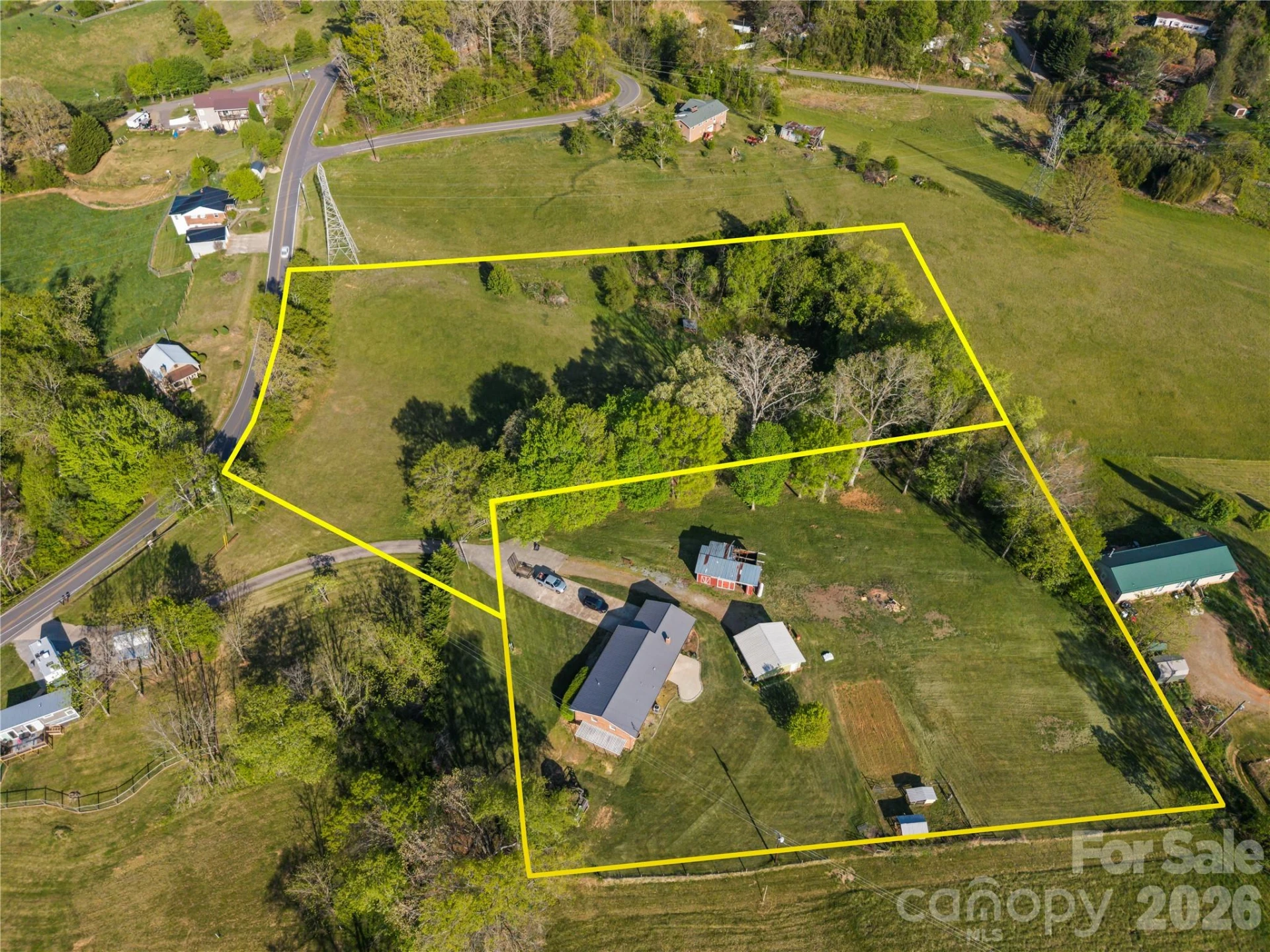 882 Queentown Road - Photo 4