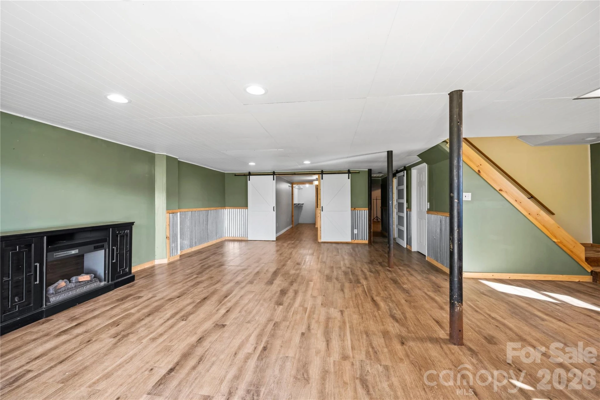882 Queentown Road - Photo 25