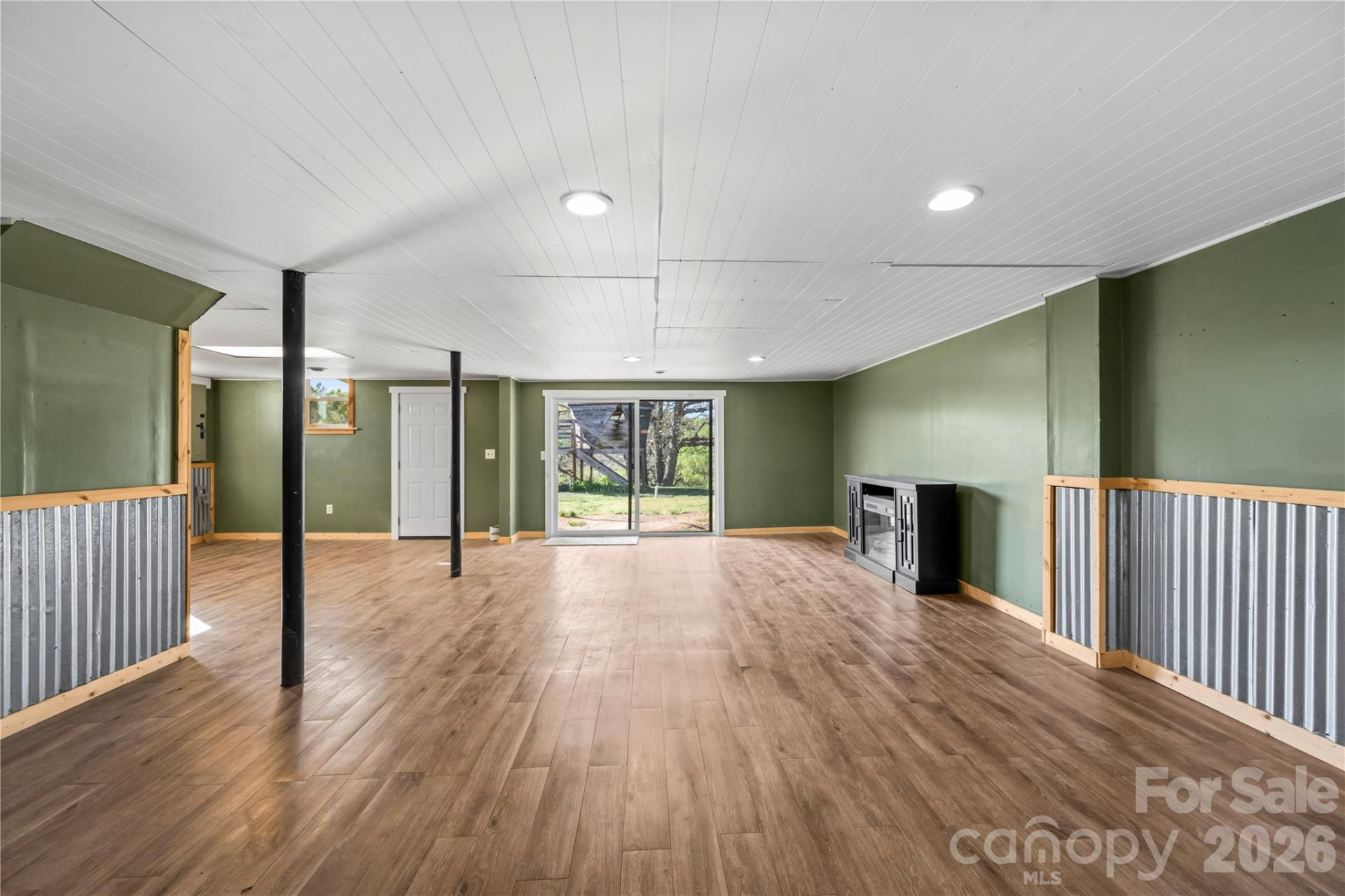 882 Queentown Road - Photo 24