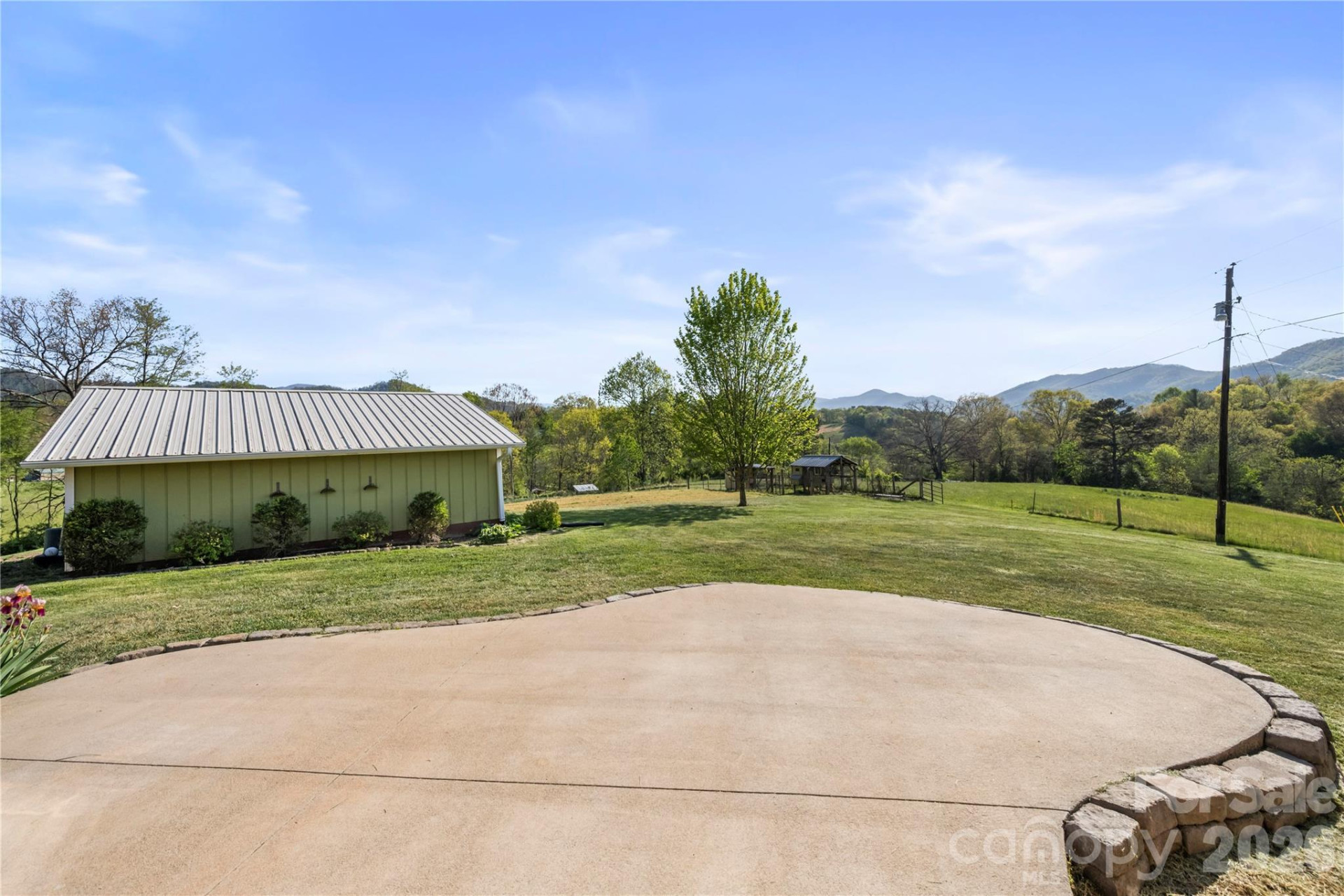 882 Queentown Road - Photo 29