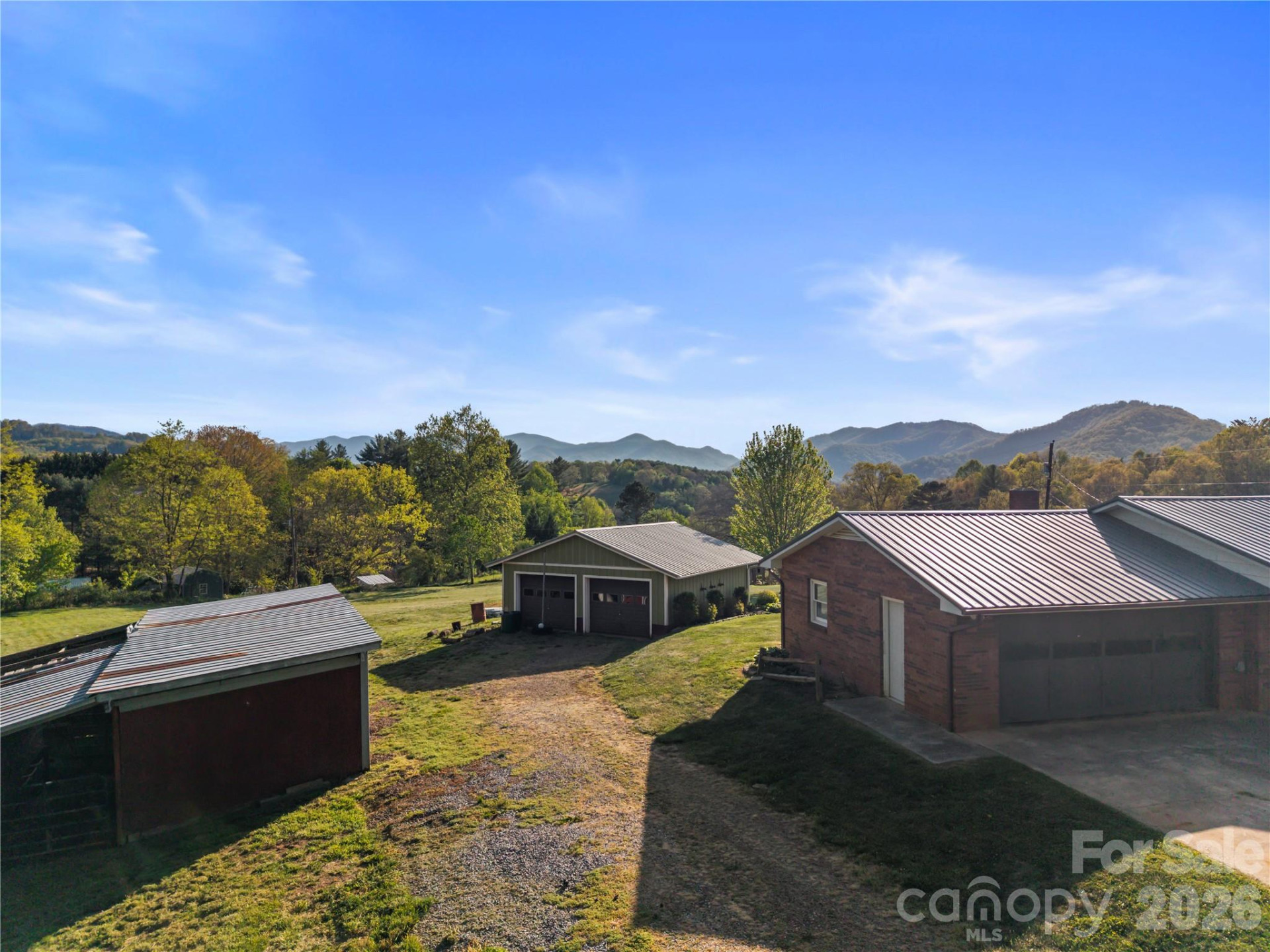 882 Queentown Road - Photo 4