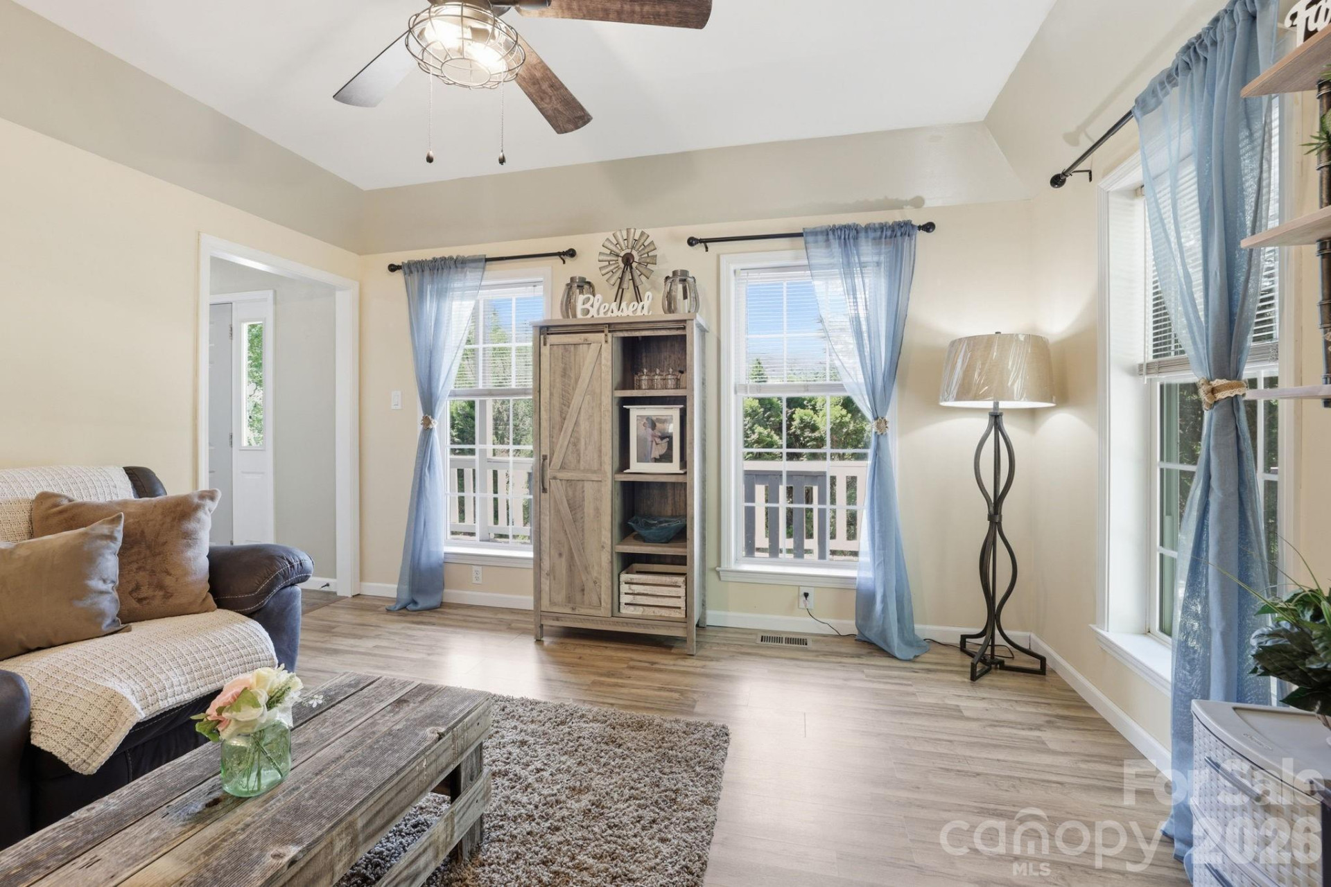 10 Country Road - Photo 9