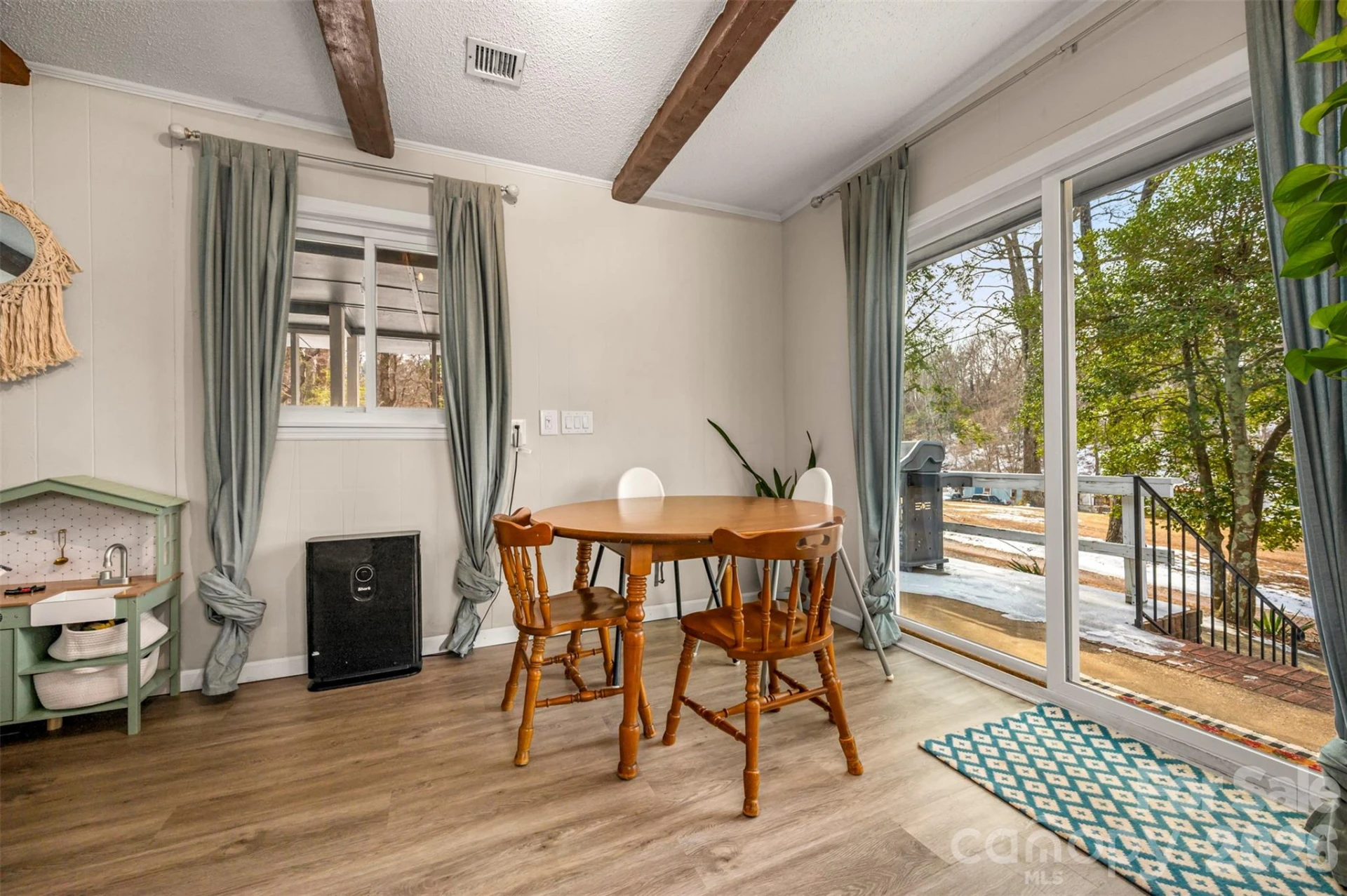 1685 Lynn Road - Photo 14