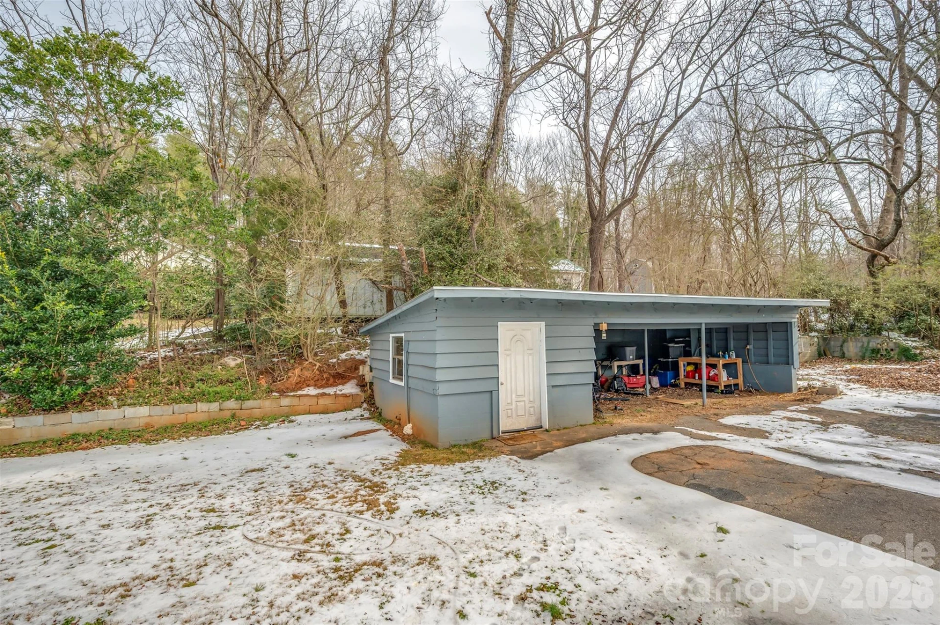 1685 Lynn Road - Photo 24