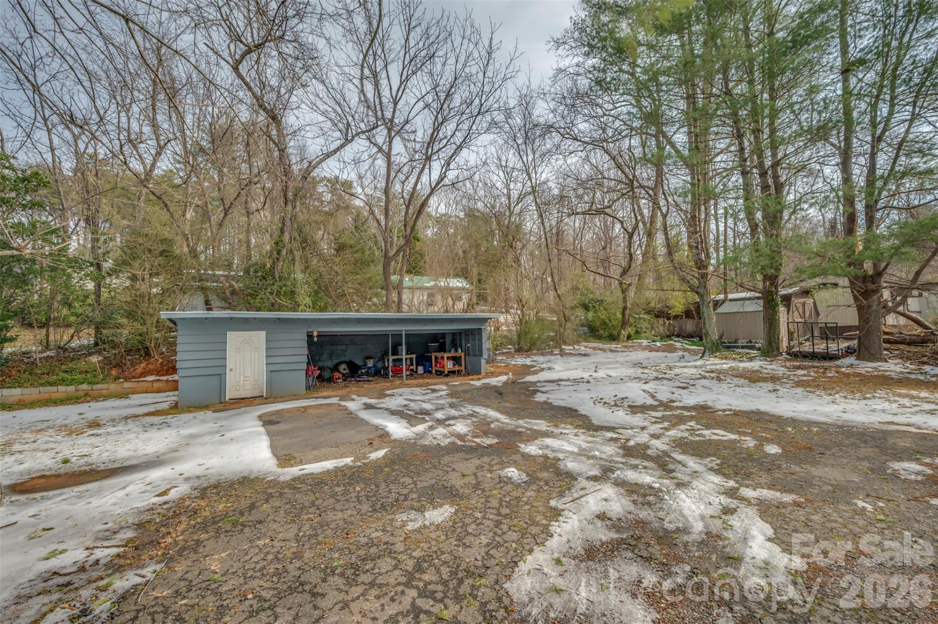 1685 Lynn Road - Photo 28