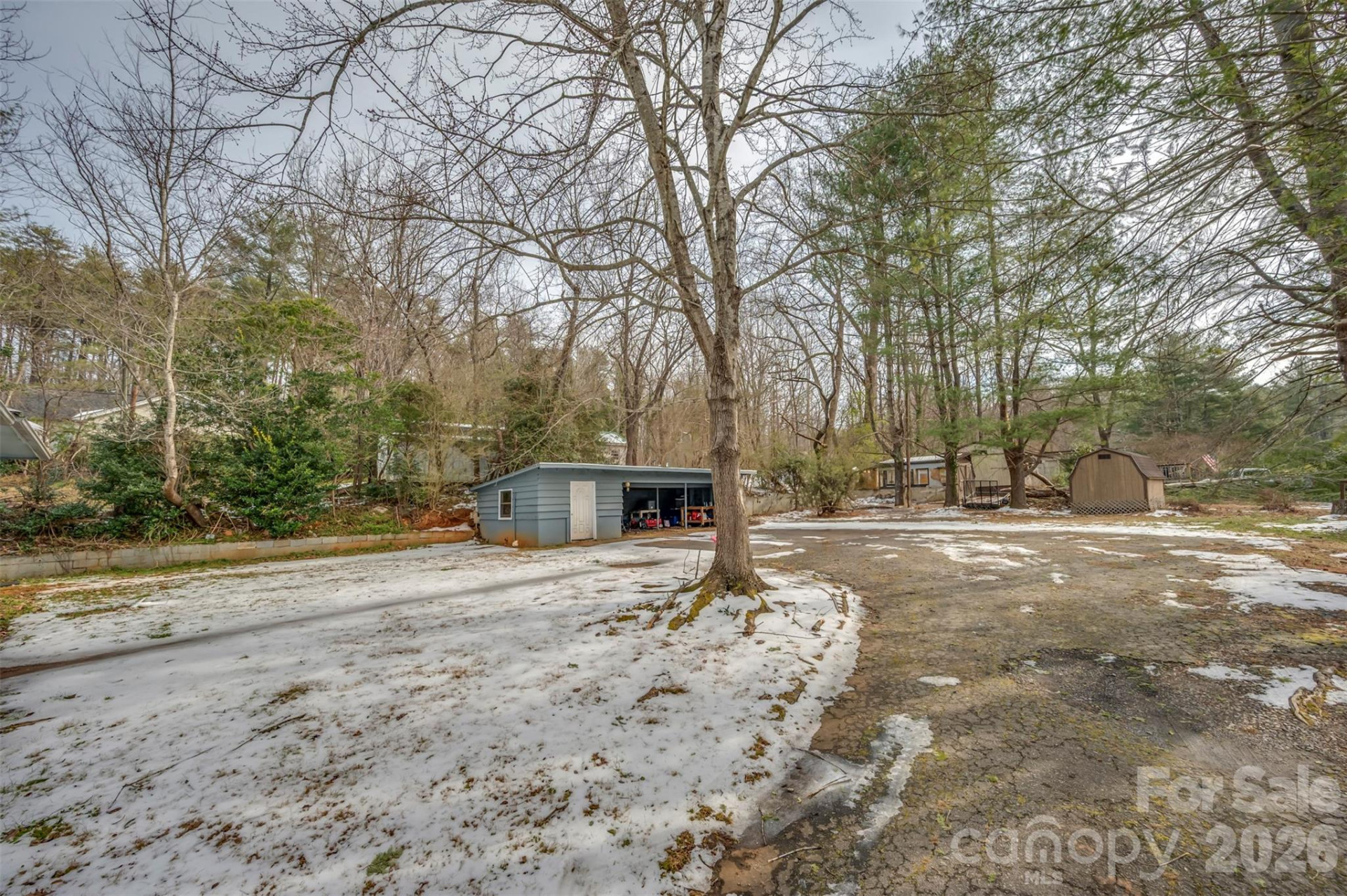 1685 Lynn Road - Photo 29
