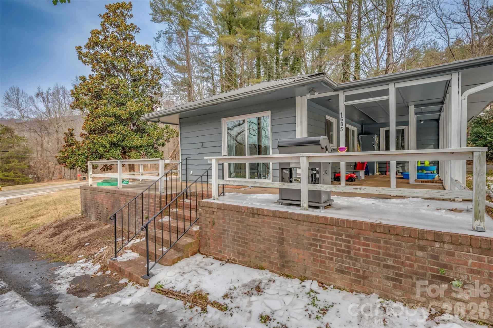 1685 Lynn Road - Photo 7