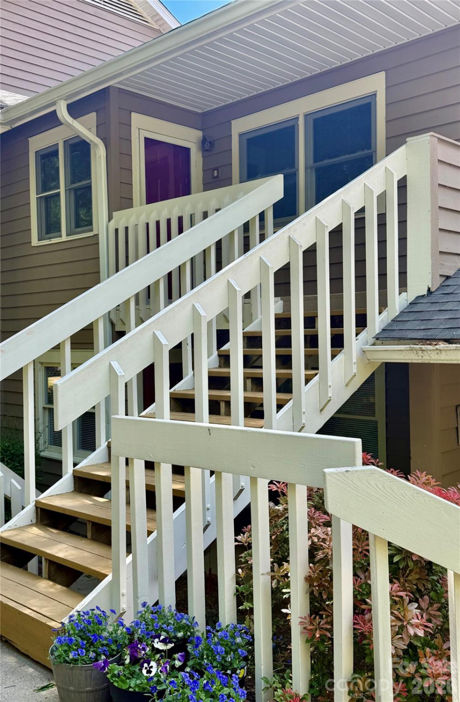 8 Creekside Lane - Photo 2