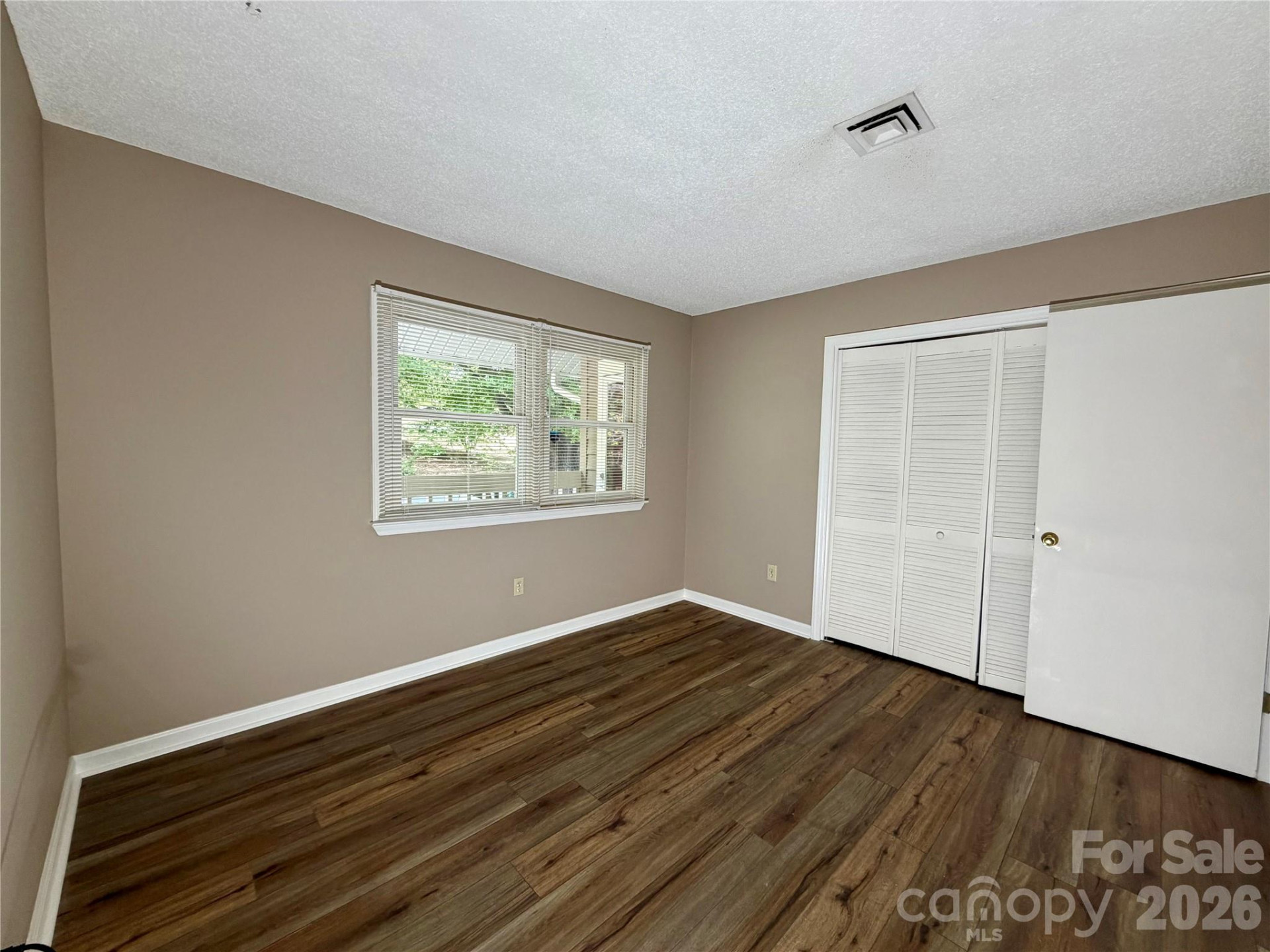 8 Creekside Lane - Photo 12