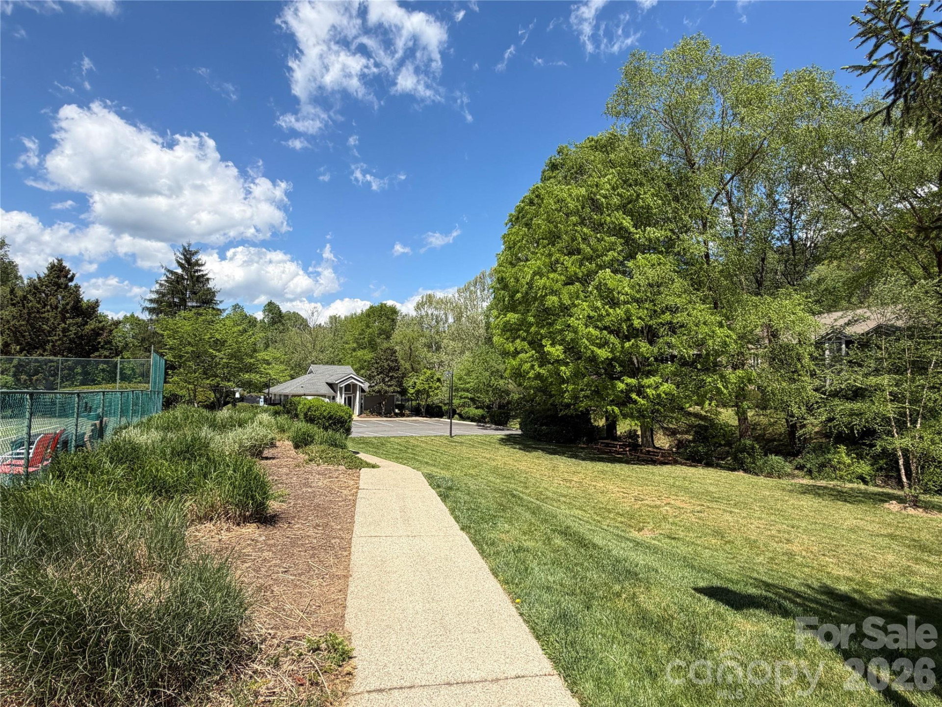 8 Creekside Lane - Photo 15