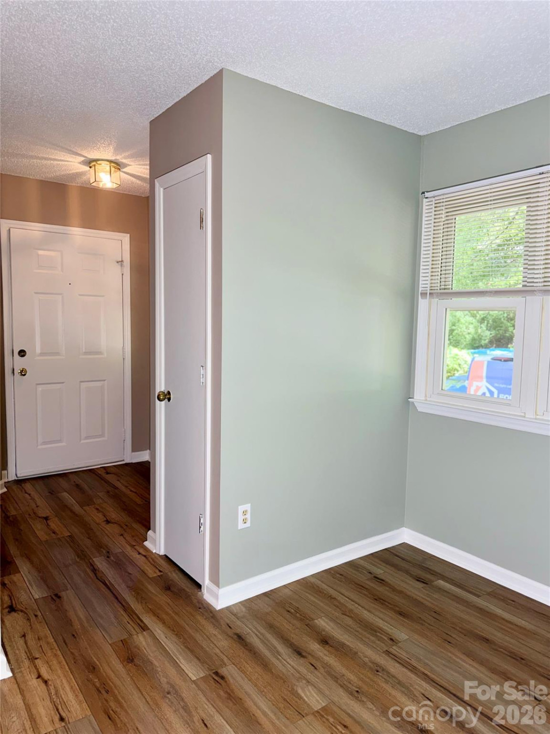 8 Creekside Lane - Photo 4