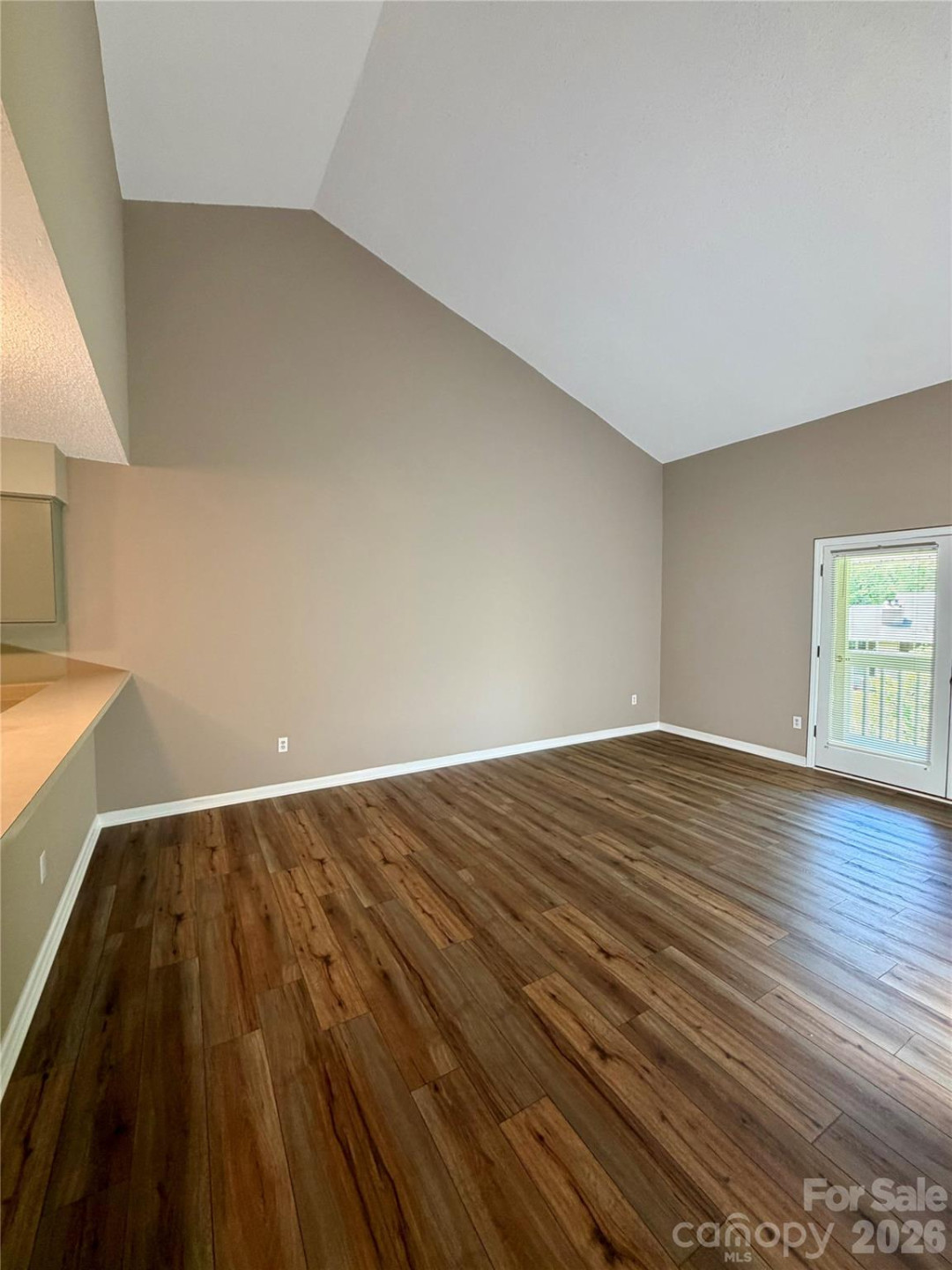 8 Creekside Lane - Photo 6