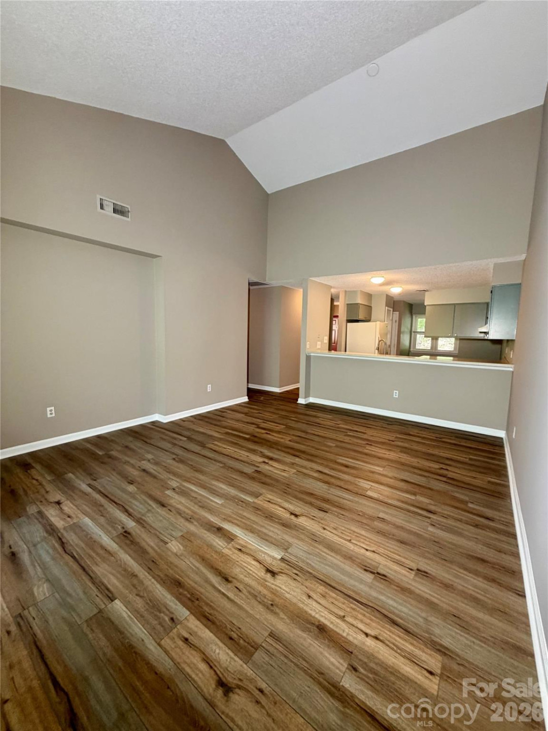 8 Creekside Lane - Photo 7