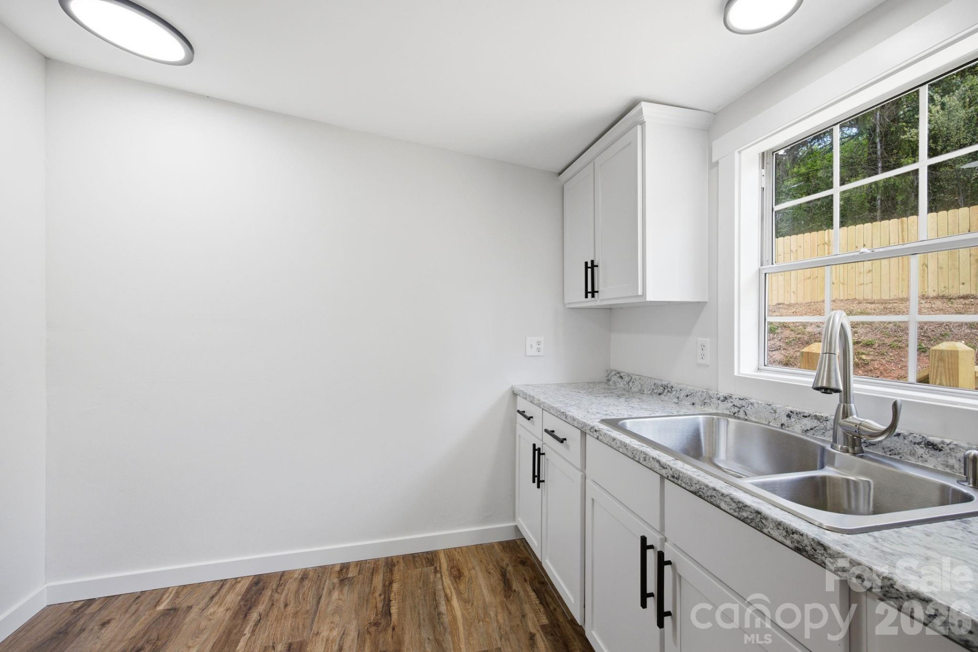 39 Upper Moffitt Road - Photo 8