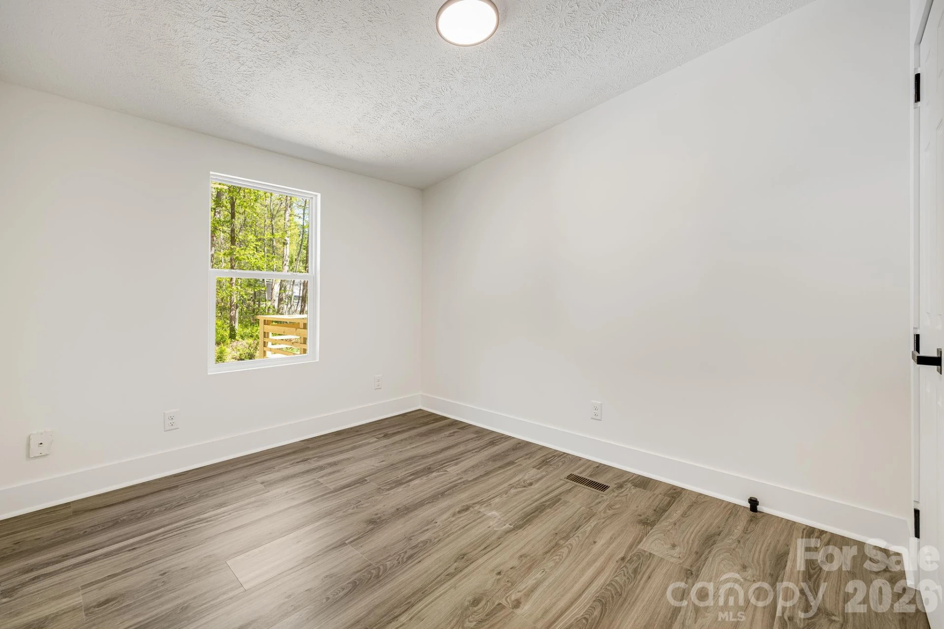 4 Woodscape Drive - Photo 14