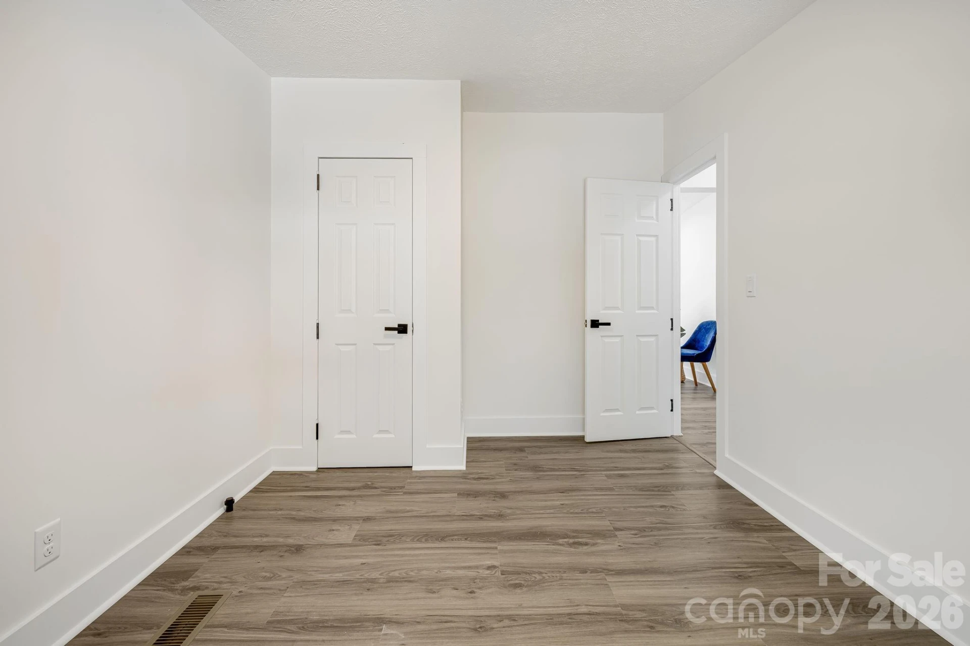 4 Woodscape Drive - Photo 17