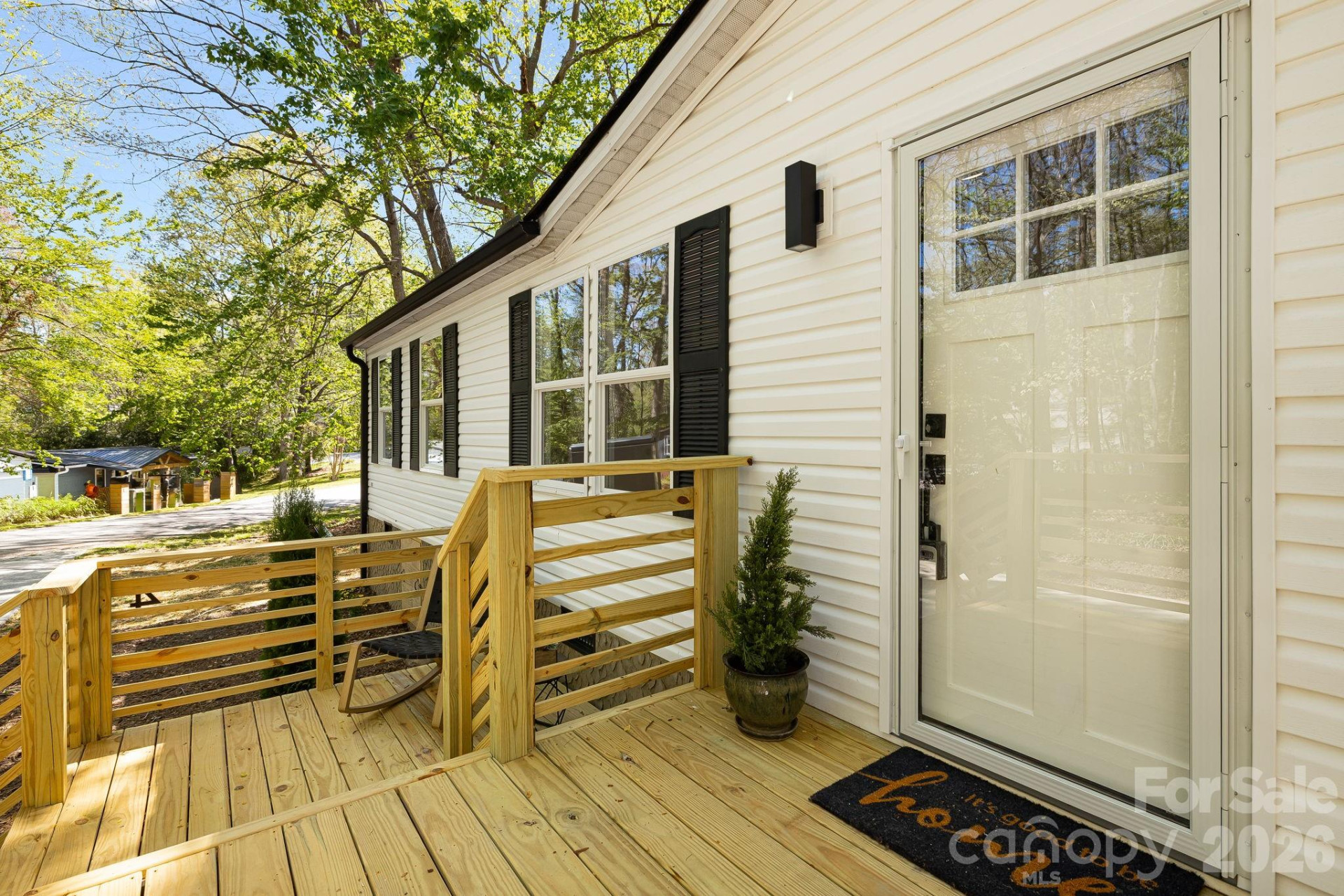 4 Woodscape Drive - Photo 3