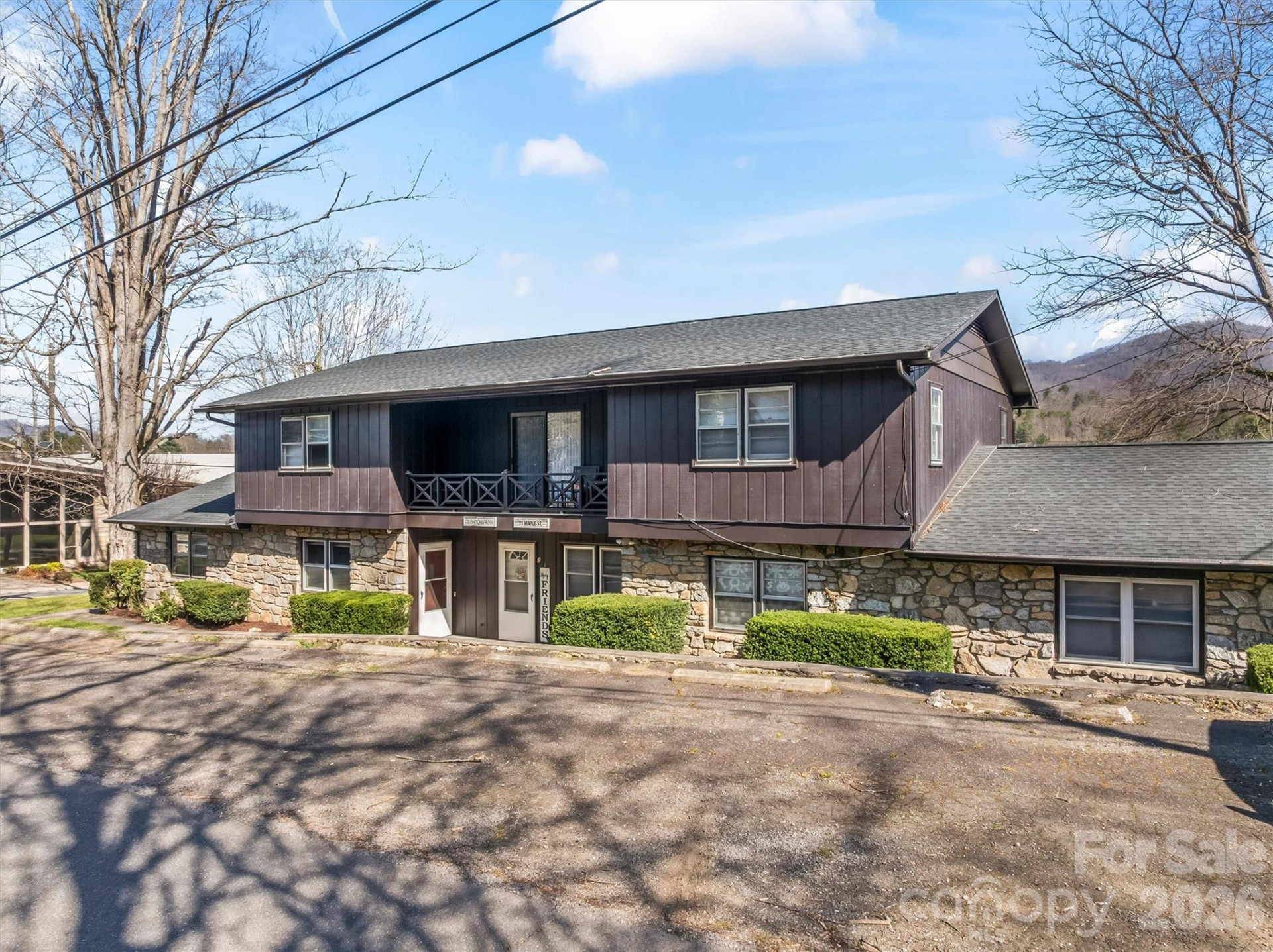 71 Maple Street - Photo 2