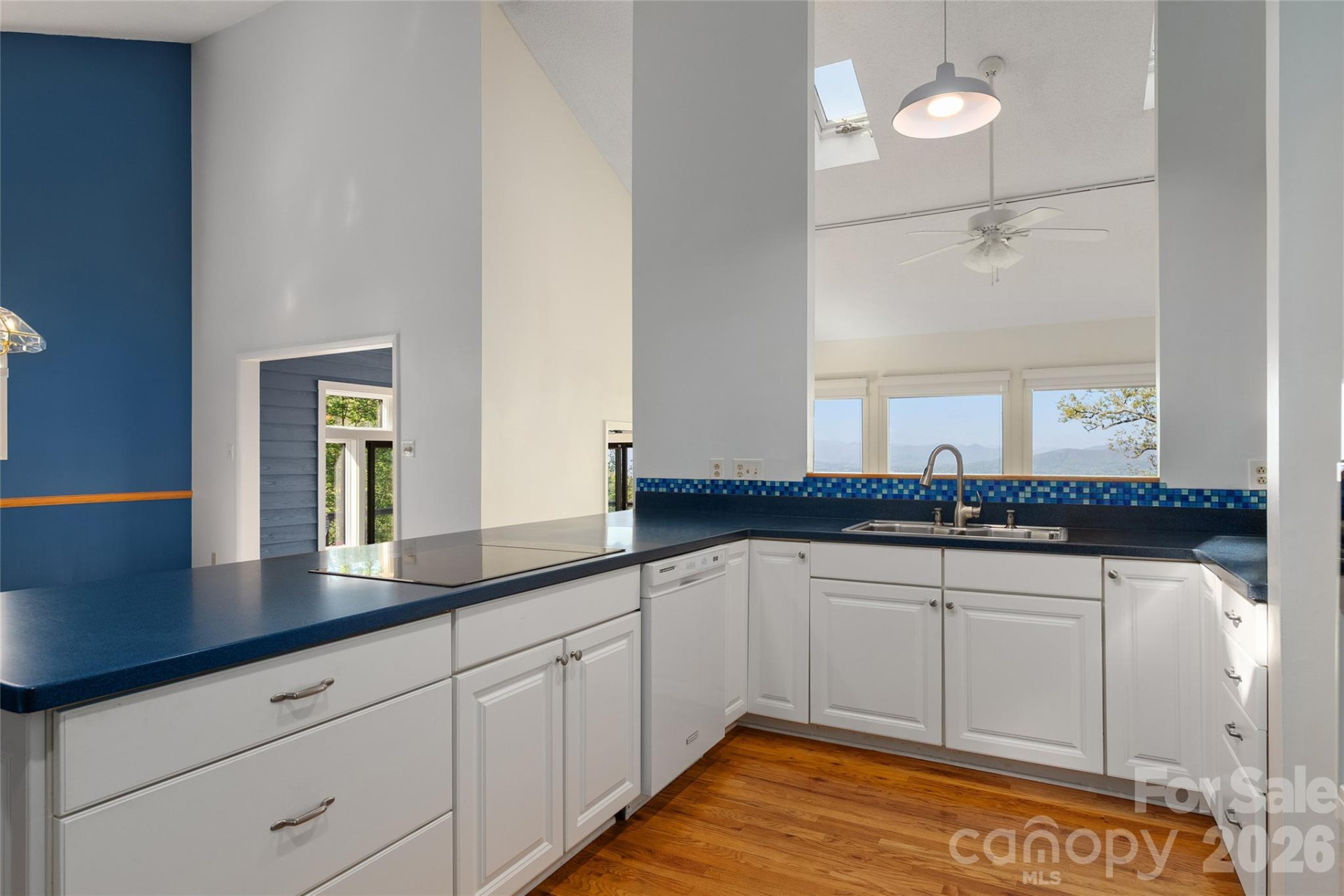 110 Crestwood Road - Photo 9