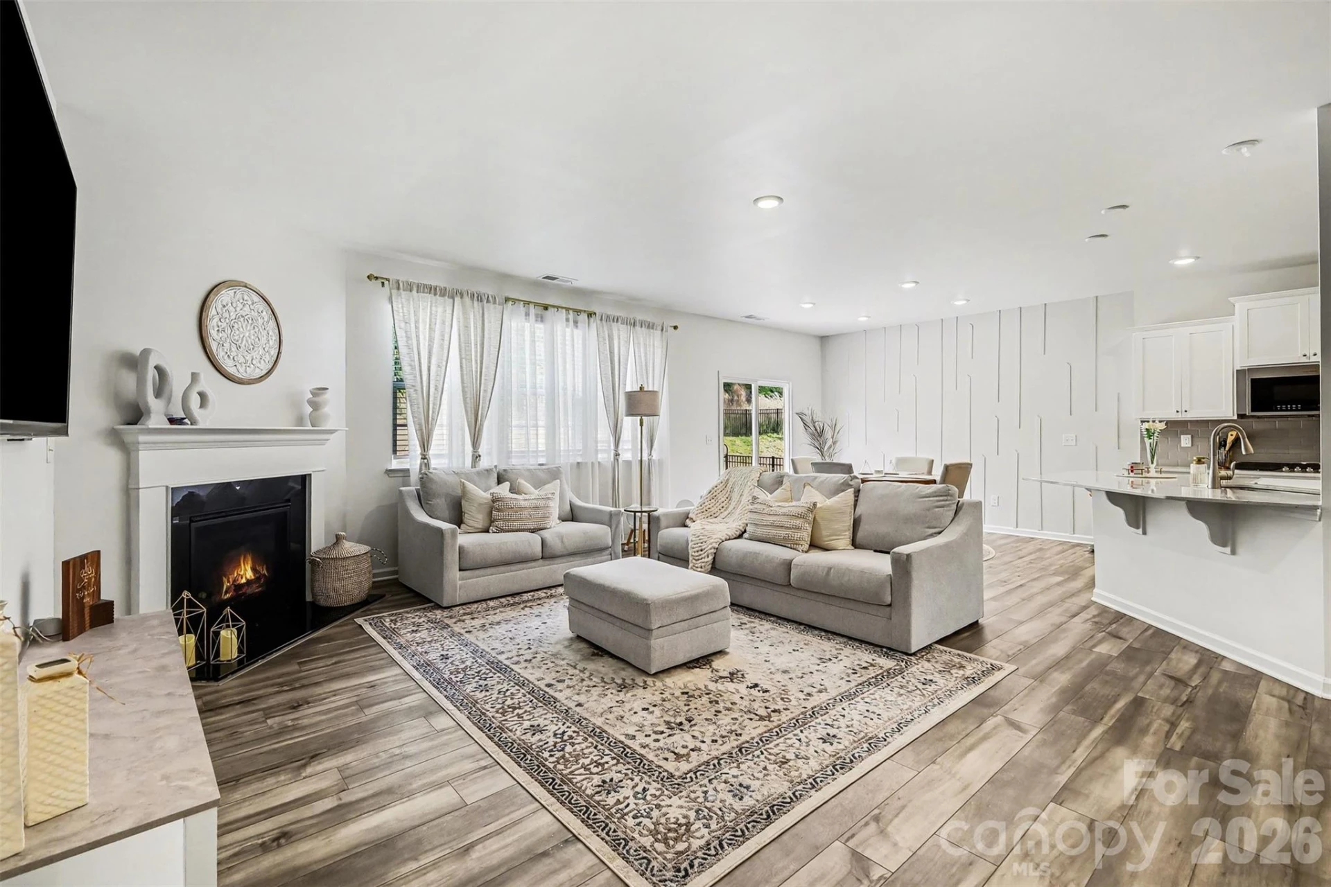 378 Kennerly Center Drive - Photo 5