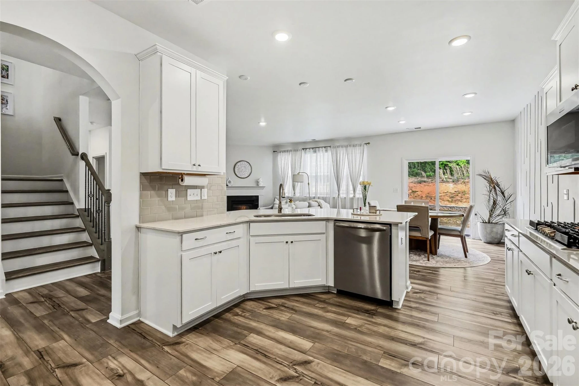 378 Kennerly Center Drive - Photo 10