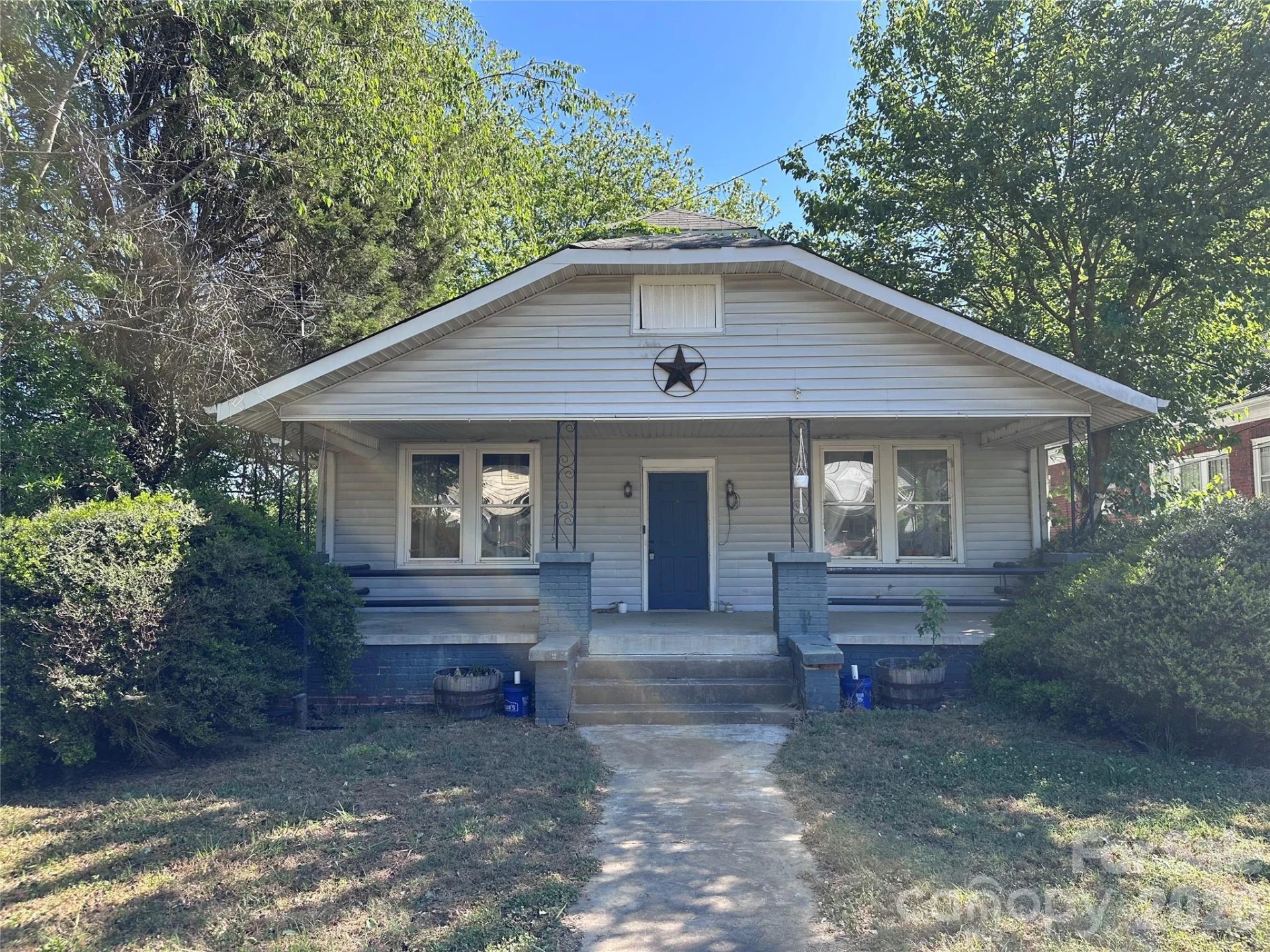 704 4th Street