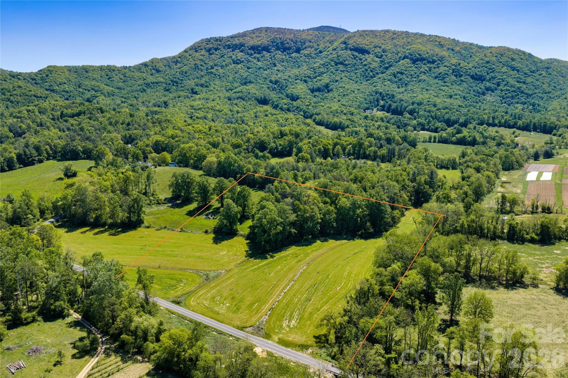 99999 Sugar Hollow Road