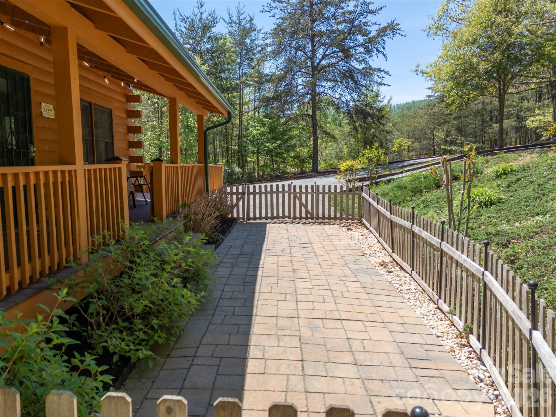 125 Pine Ridge Drive - Photo 6