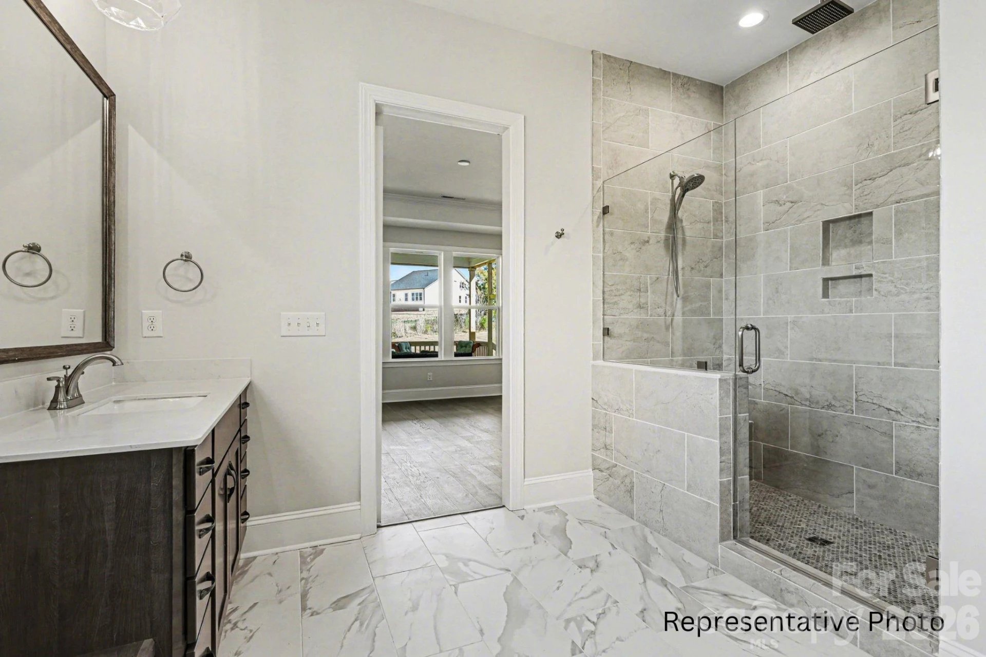 20392 Queens Street - Photo 15