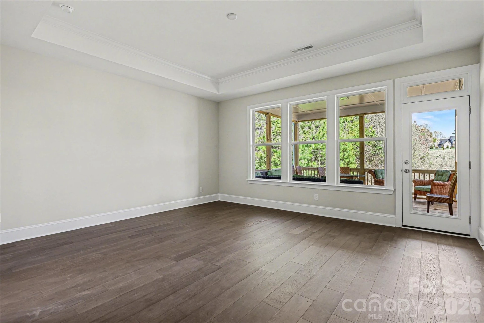 20392 Queens Street - Photo 16