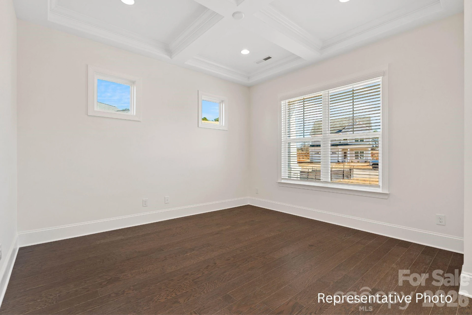 20392 Queens Street - Photo 18
