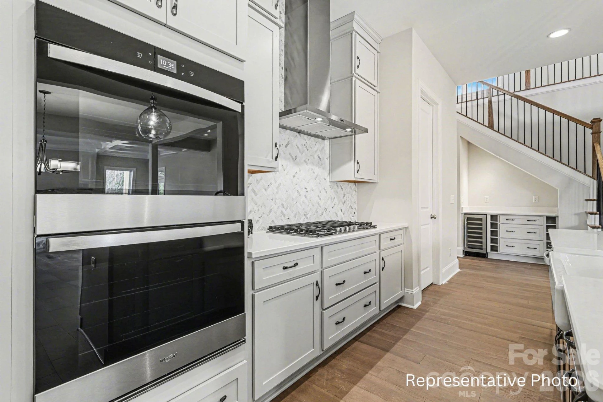 20392 Queens Street - Photo 3