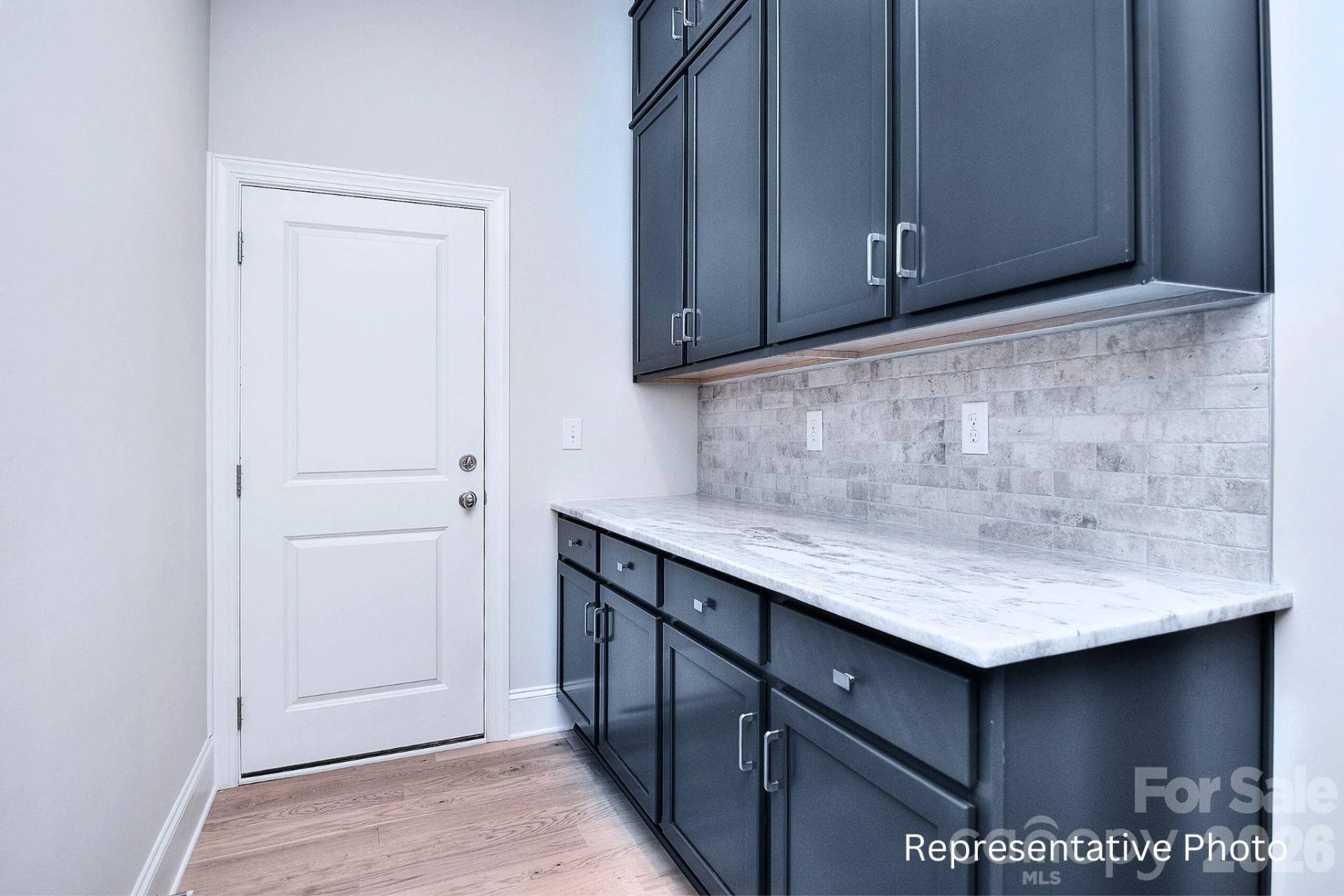 20392 Queens Street - Photo 35