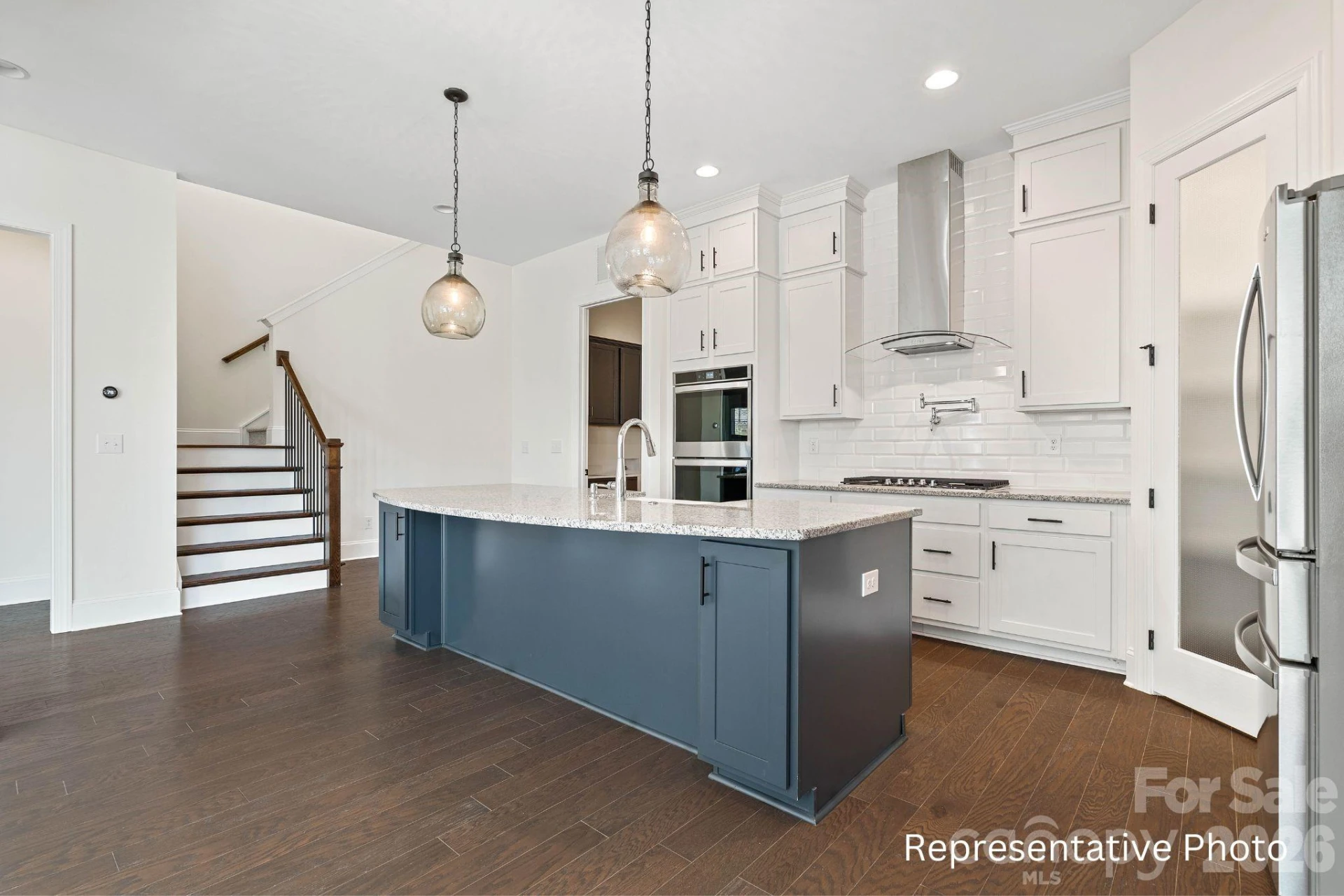 20392 Queens Street - Photo 5