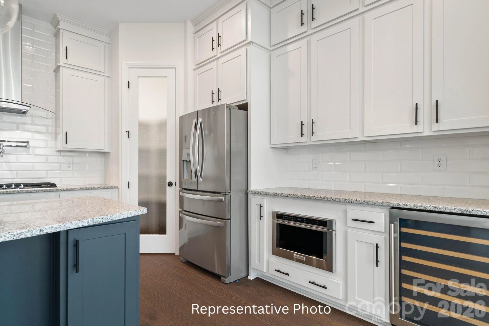 20392 Queens Street - Photo 6