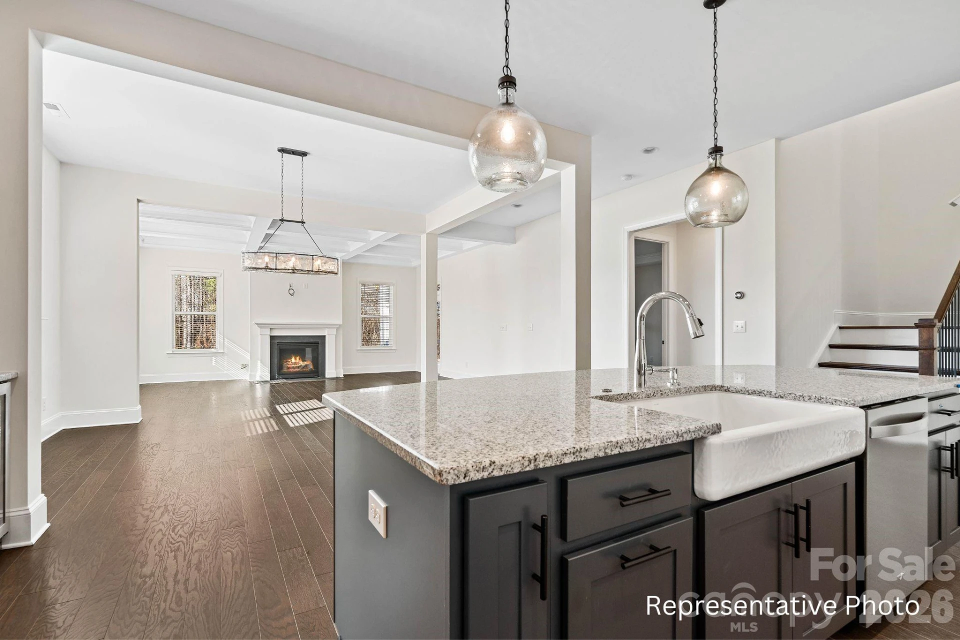 20392 Queens Street - Photo 7
